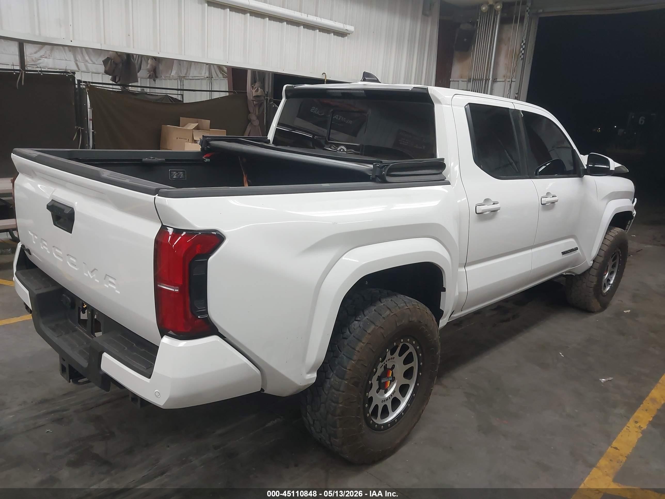 2024 Toyota Tacoma Sr5 White vin: 3TMLB5JN3RM038346
