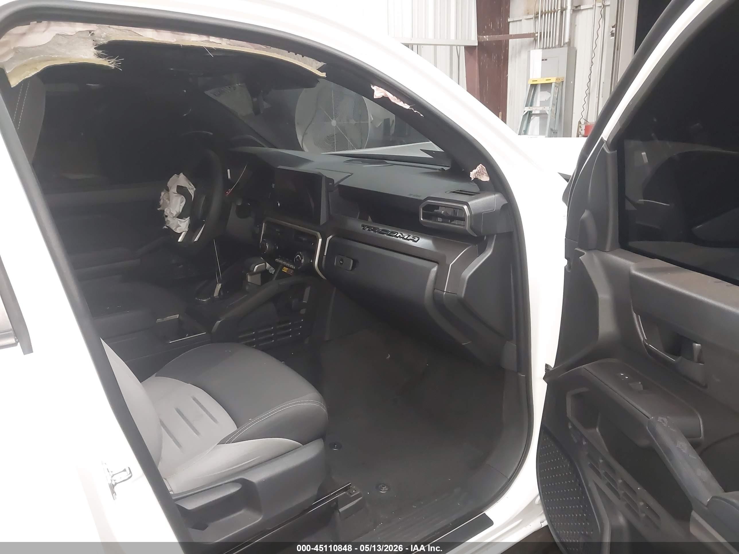 2024 Toyota Tacoma Sr5 White vin: 3TMLB5JN3RM038346