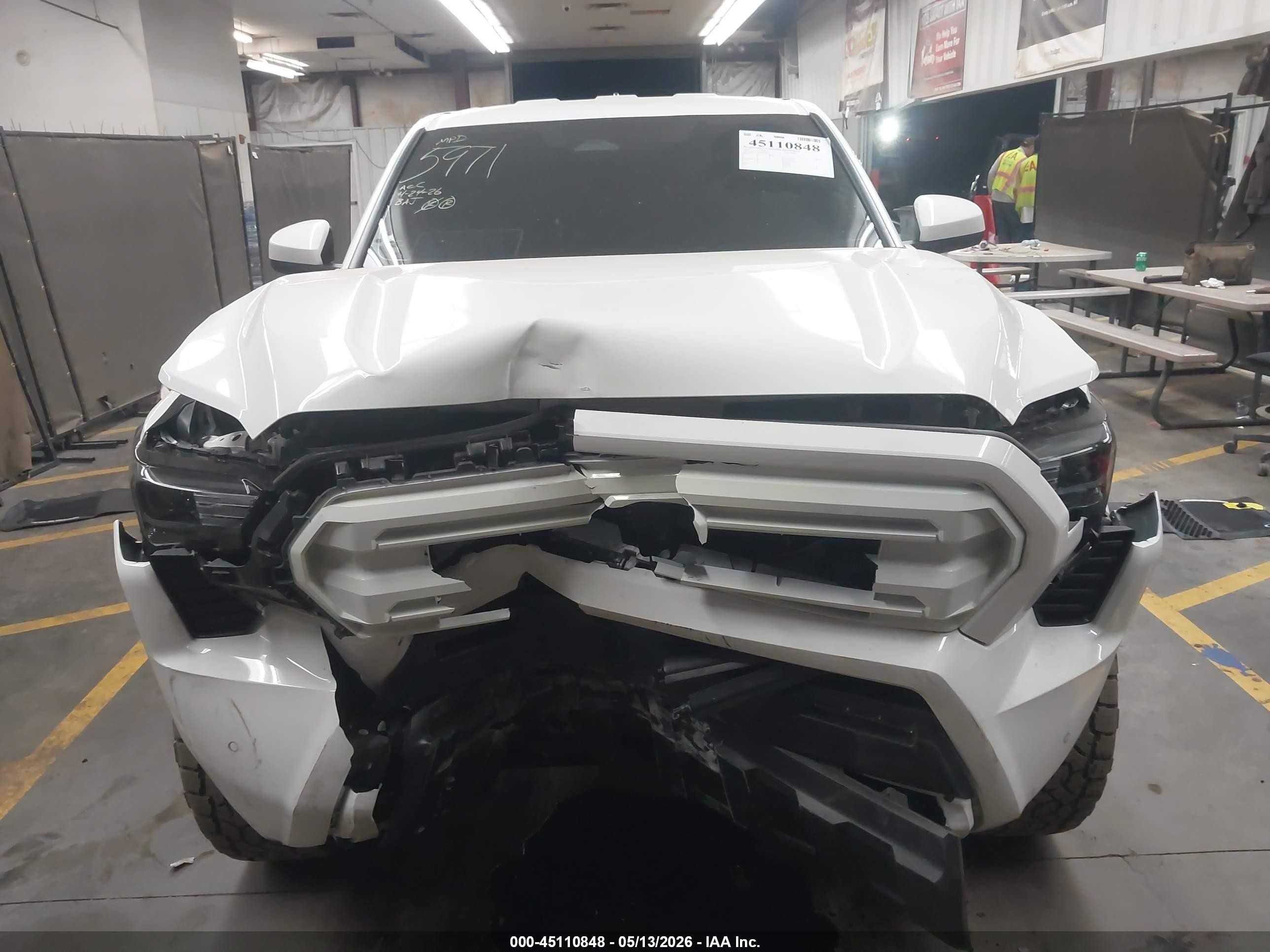2024 Toyota Tacoma Sr5 White vin: 3TMLB5JN3RM038346