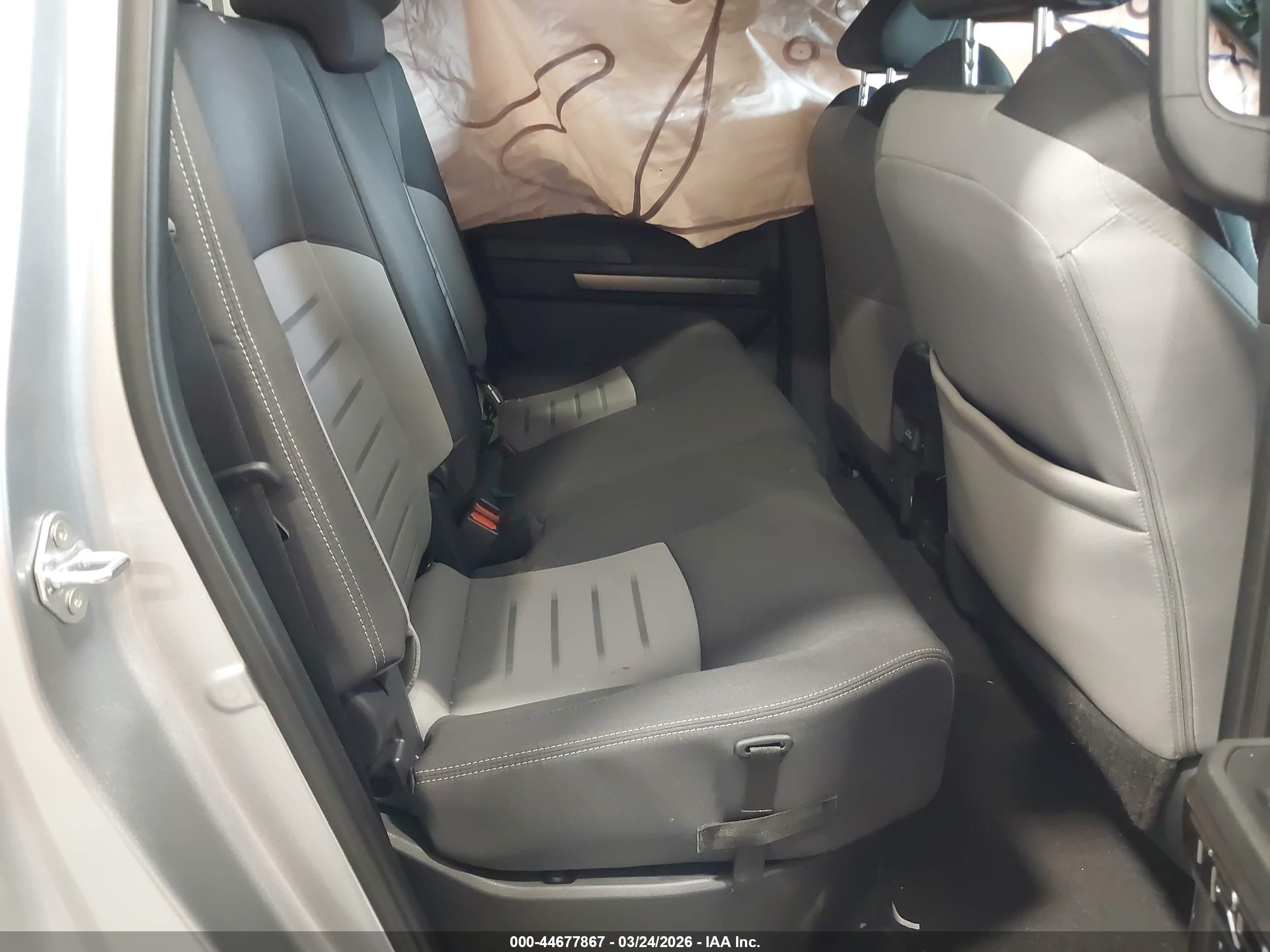 2024 Toyota Tacoma Trd Off Road Silver vin: 3TMLB5JN3RM054241