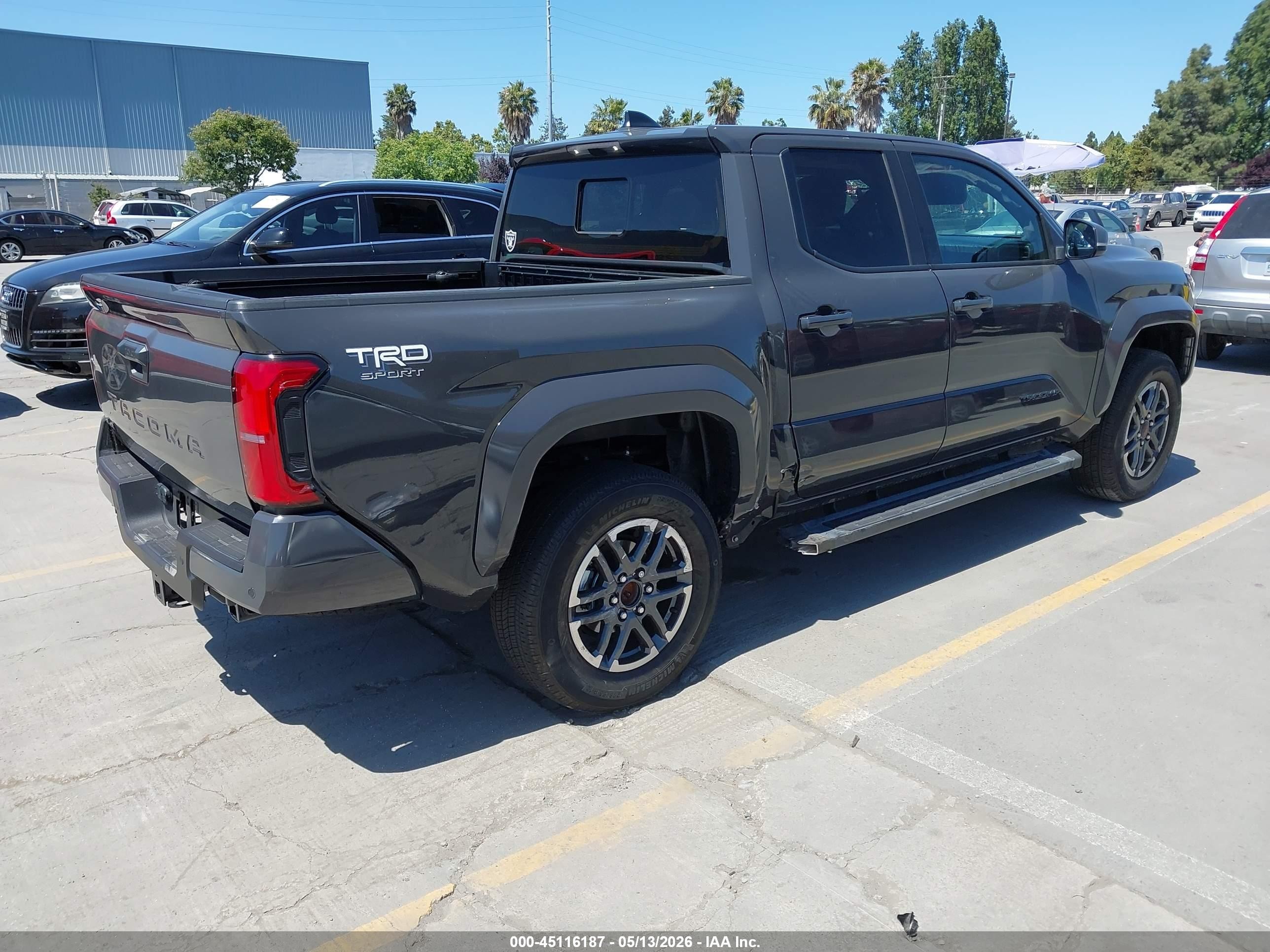 2024 Toyota Tacoma Trd Sport Серый vin: 3TMLB5JN5RM078587