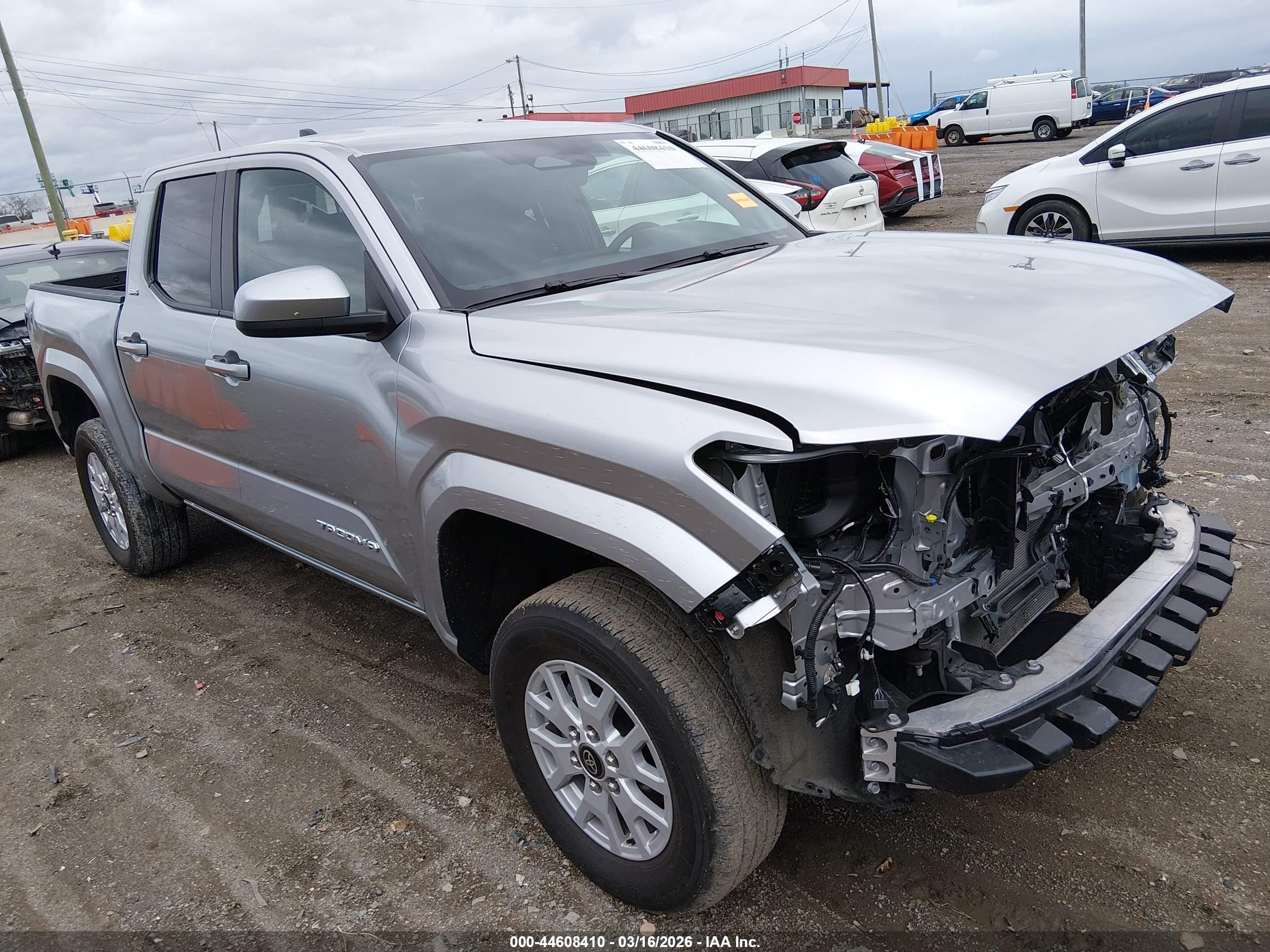 2025 Toyota Tacoma Sr5 Silver vin: 3TMLB5JN5SM104921