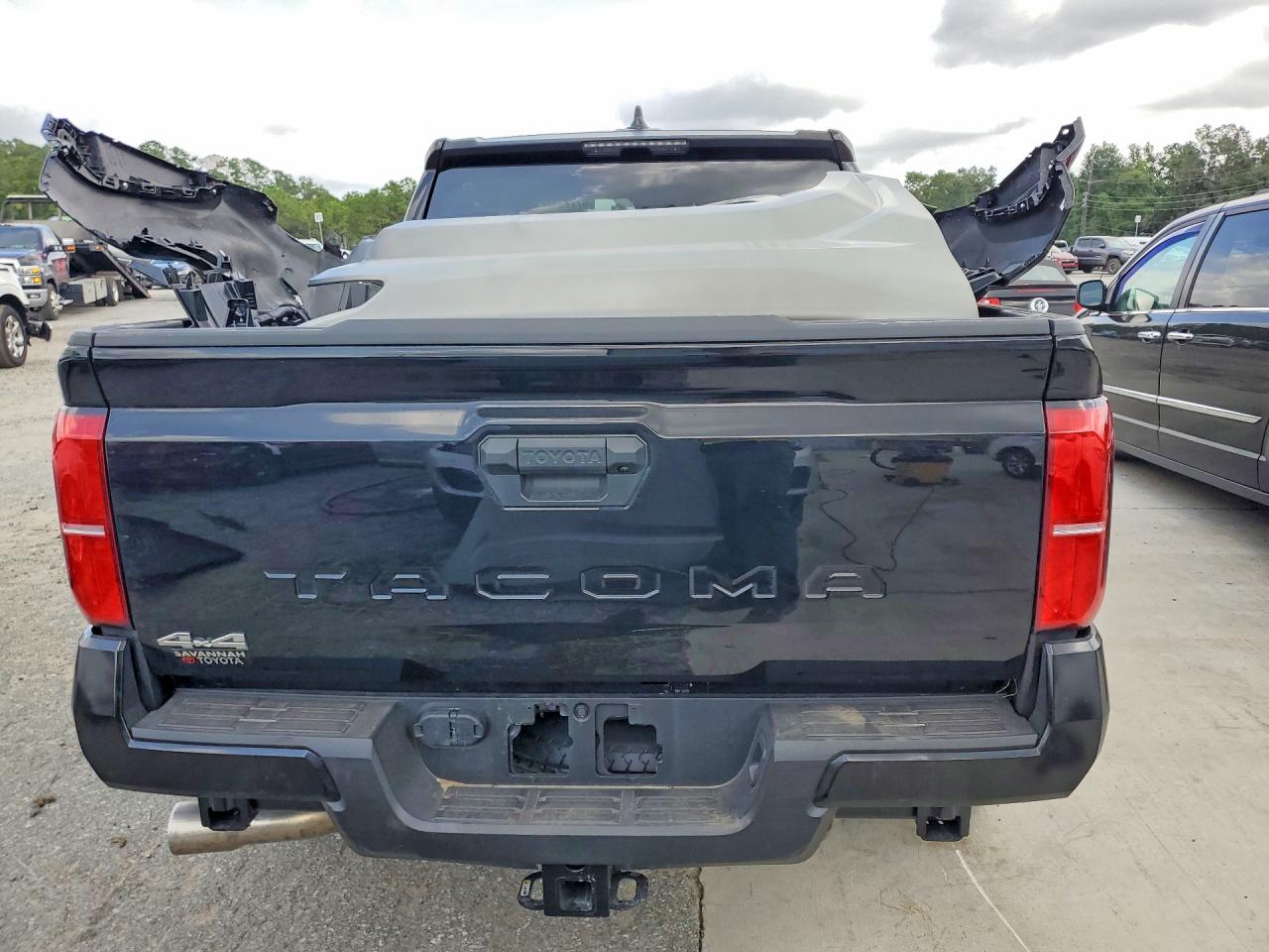 2026 Toyota Tacoma Sr5 Black vin: 3TMLB5JN5TM281776