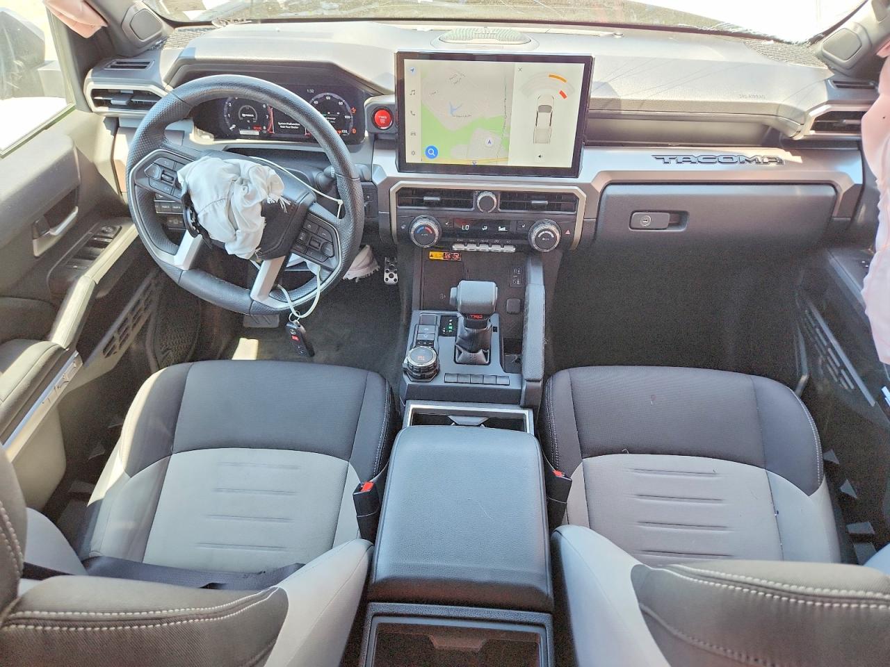 2024 Toyota Tacoma Trd Sport Silver vin: 3TMLB5JN6RM001808