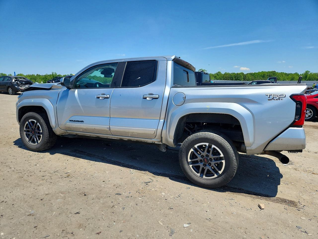 2024 Toyota Tacoma Trd Sport Silver vin: 3TMLB5JN6RM001808
