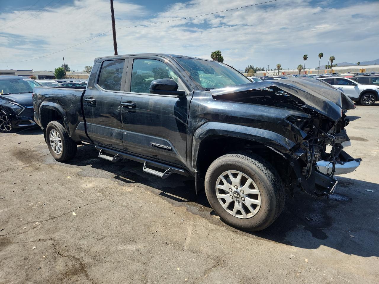 2024 Toyota Tacoma Sr5 Gray vin: 3TMLB5JN6RM042701 Damage: Right Running Board, Aftermarket, Acceptable