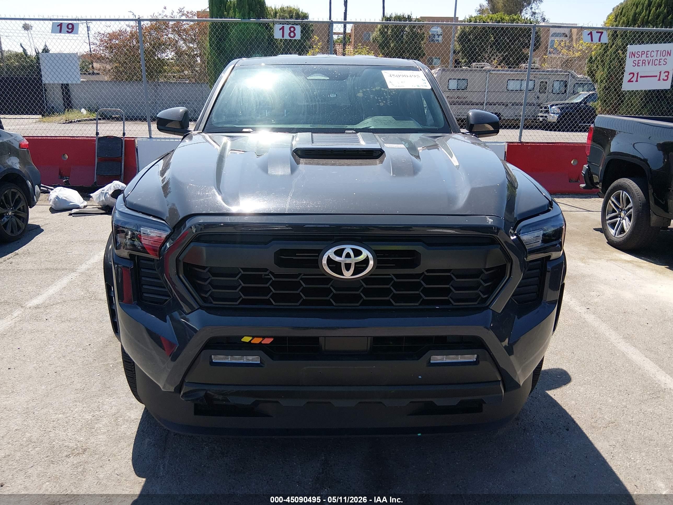 2024 Toyota Tacoma Trd Sport Серый vin: 3TMLB5JN6RM076606