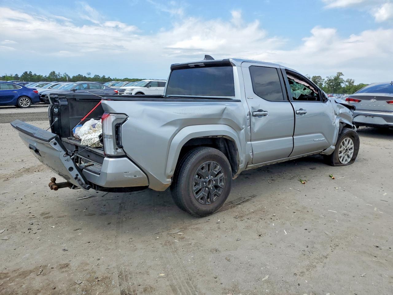 2025 Toyota Tacoma Sr5 Silver vin: 3TMLB5JN7SM181774