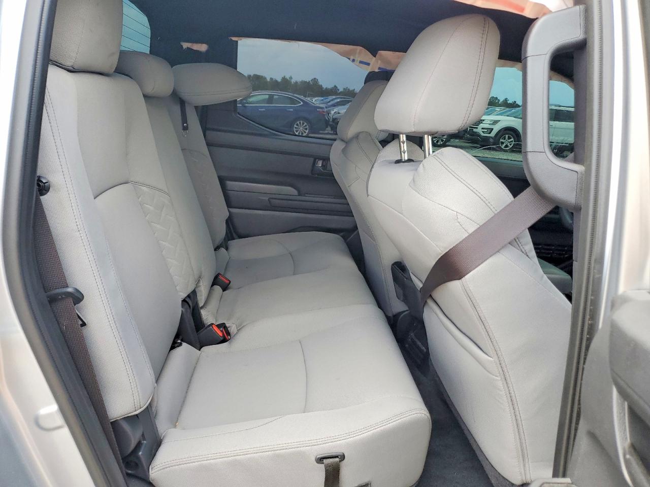 2025 Toyota Tacoma Sr5 Silver vin: 3TMLB5JN7SM181774