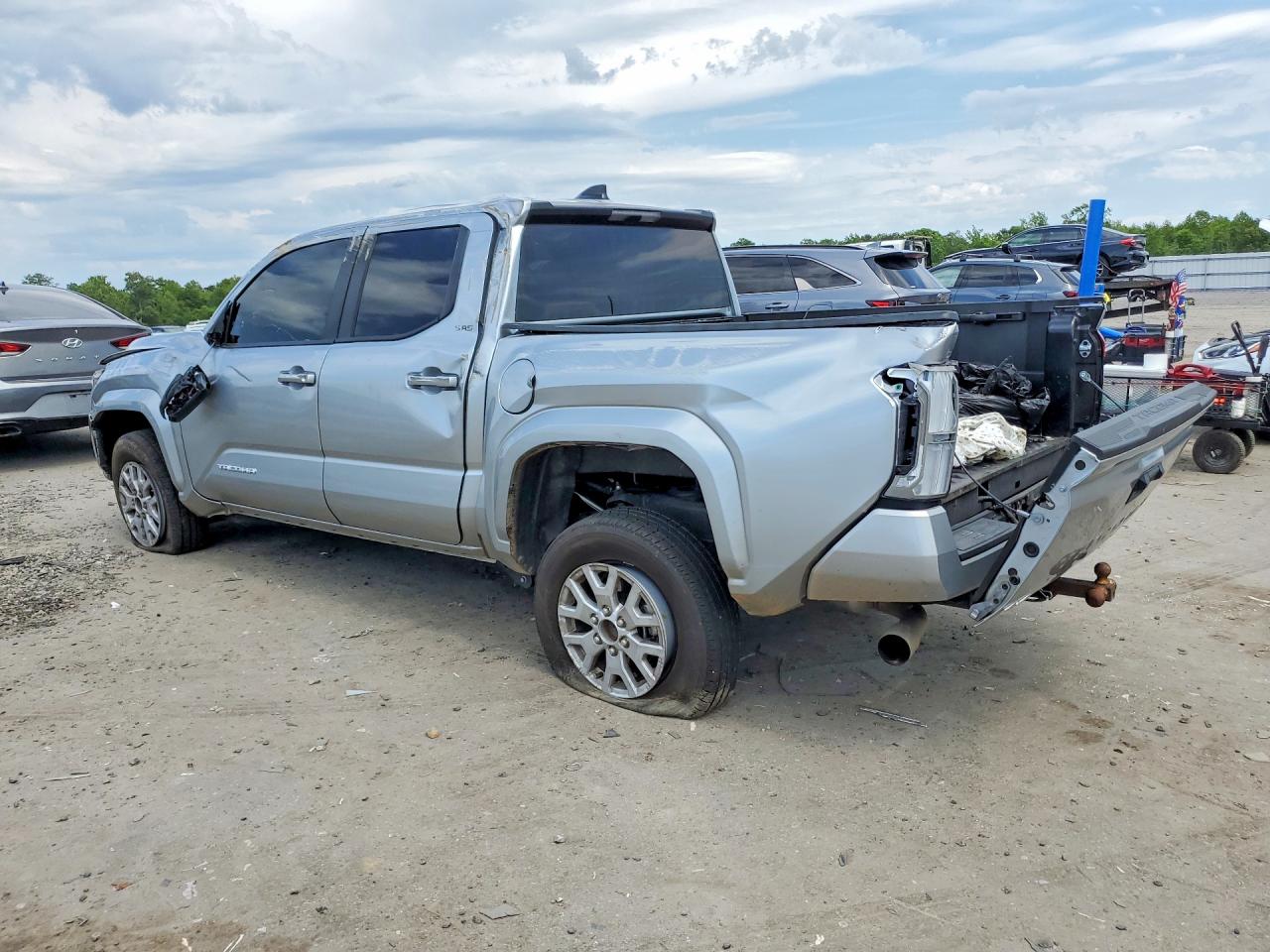 2025 Toyota Tacoma Sr5 Silver vin: 3TMLB5JN7SM181774