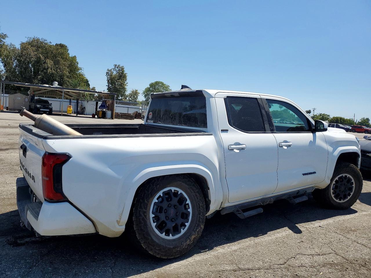 2025 Toyota Tacoma Sr5 White vin: 3TMLB5JN7SM197859