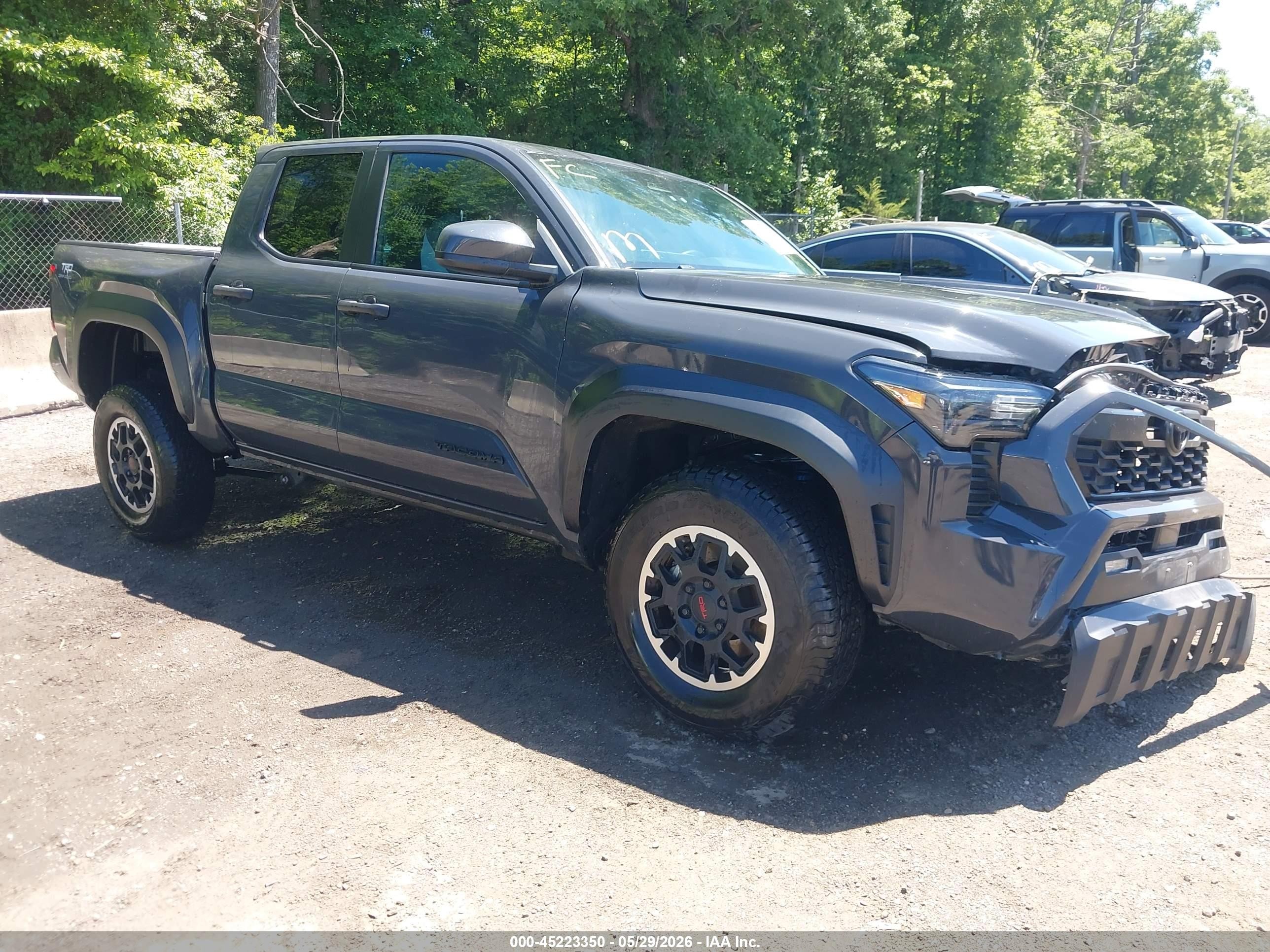 2024 Toyota Tacoma Trd Off Road Серый vin: 3TMLB5JN8RM016827