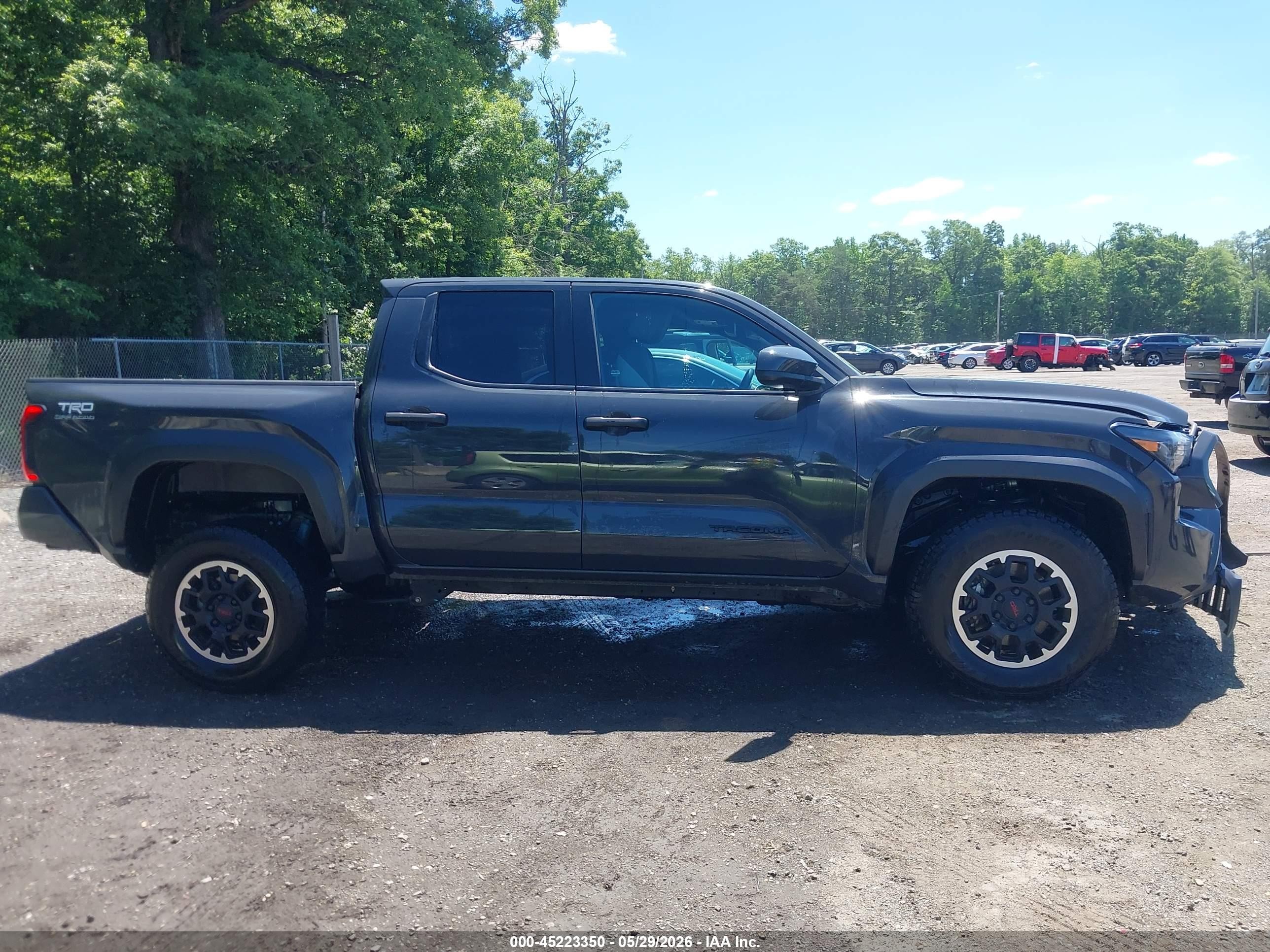 2024 Toyota Tacoma Trd Off Road Gray vin: 3TMLB5JN8RM016827