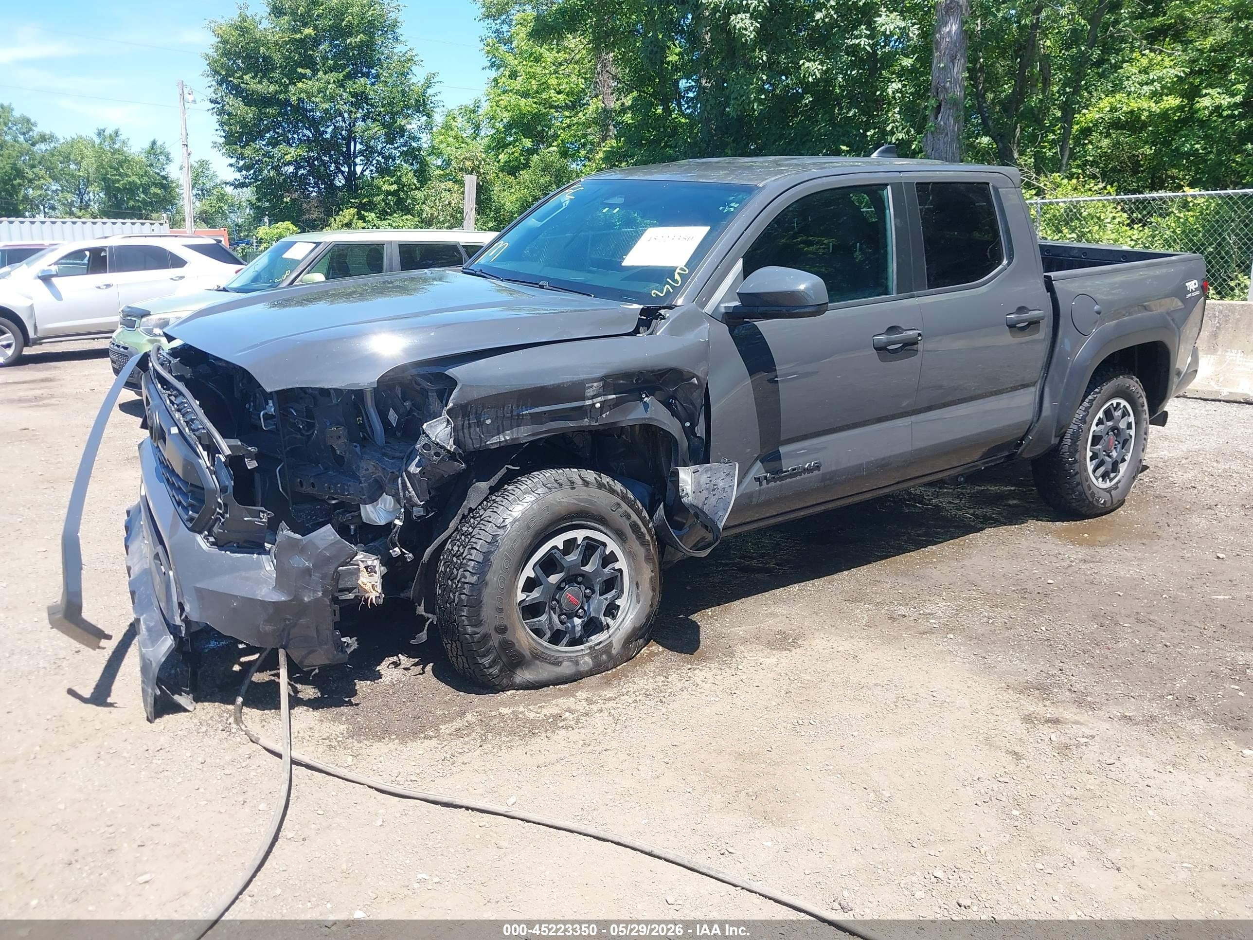 2024 Toyota Tacoma Trd Off Road Gray vin: 3TMLB5JN8RM016827