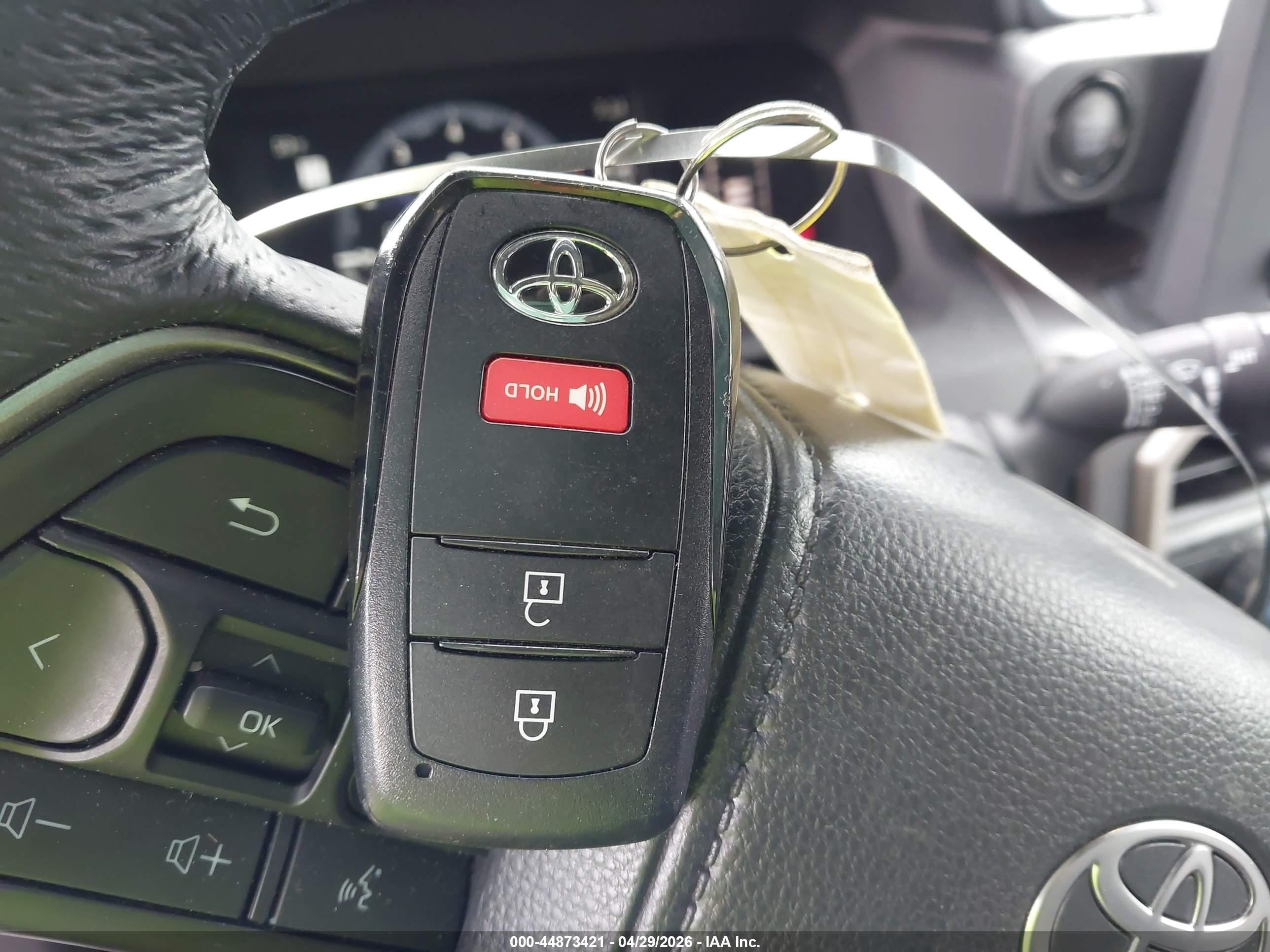 2024 Toyota Tacoma Sr5 Silver vin: 3TMLB5JN8RM051562