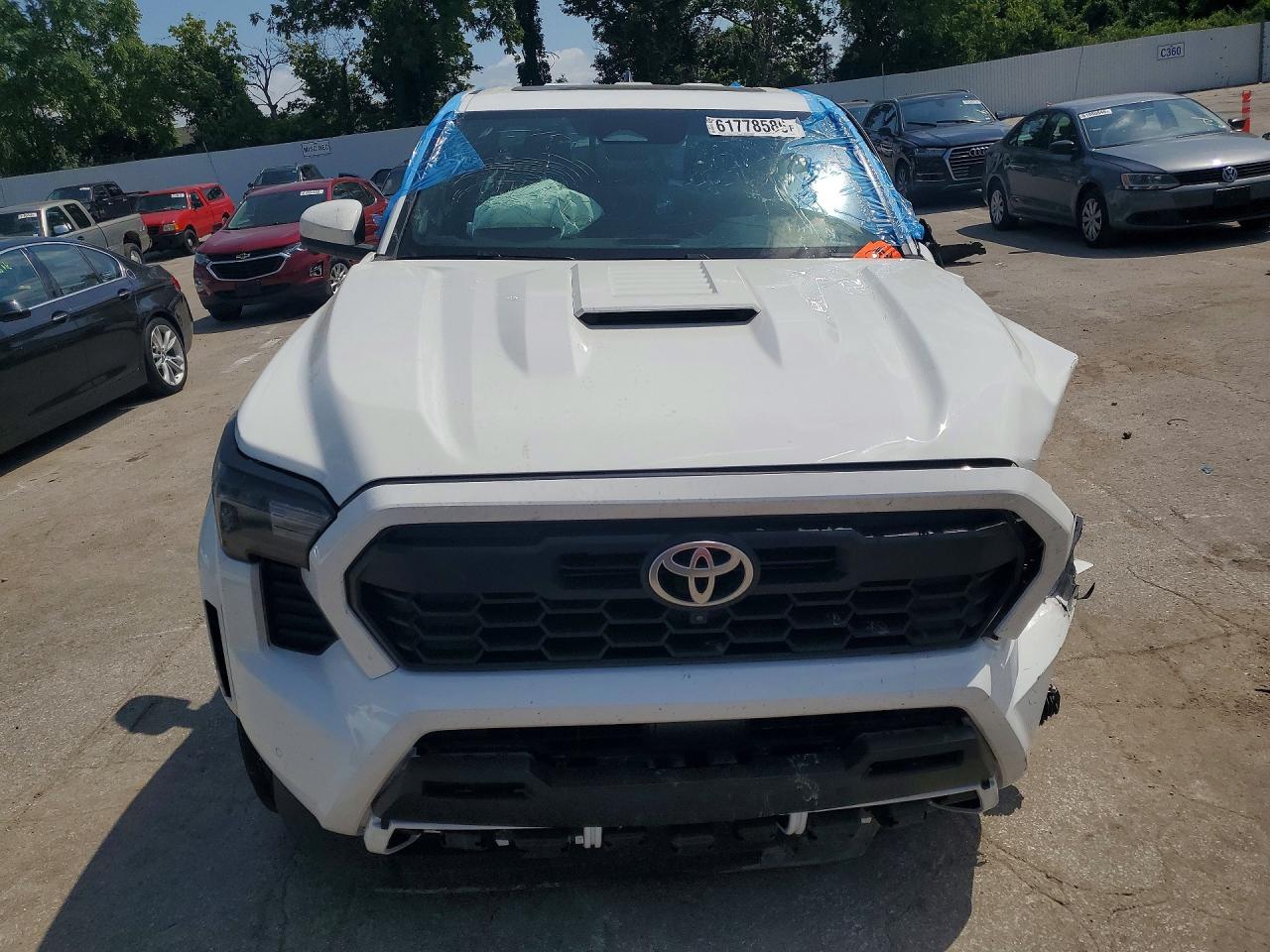 2024 Toyota Tacoma Trd Sport Белый vin: 3TMLB5JN8RM066112