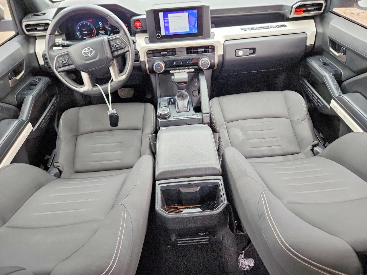 2024 Toyota Tacoma Trd Off-road Белый vin: 3TMLB5JN9RM013547