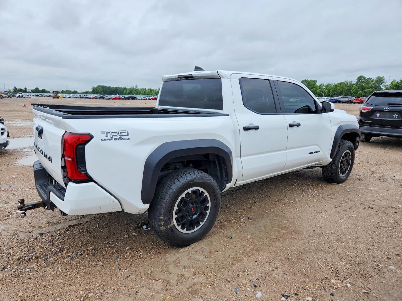 2024 Toyota Tacoma Trd Off-road Белый vin: 3TMLB5JN9RM013547