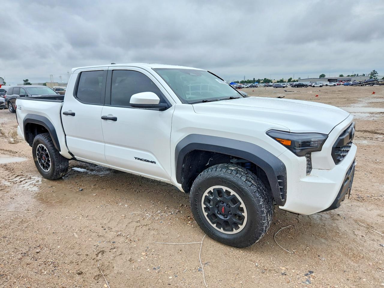 2024 Toyota Tacoma Trd Off-road Белый vin: 3TMLB5JN9RM013547