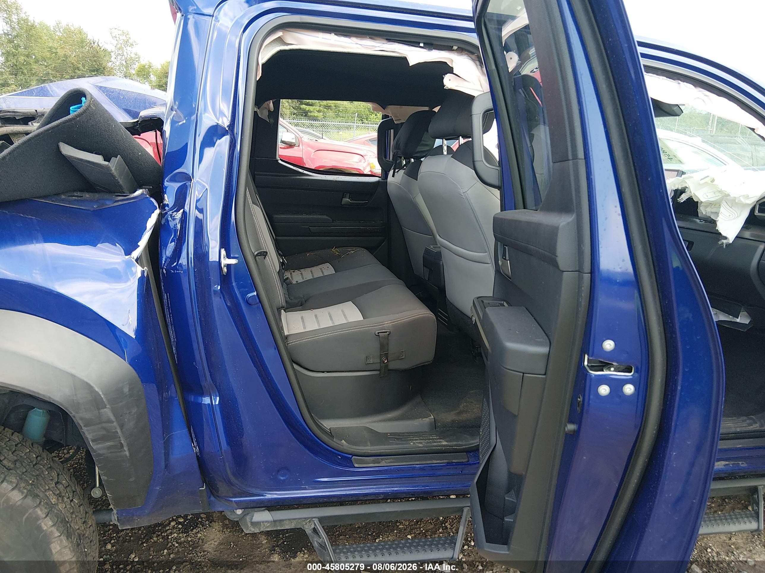 2024 Toyota Tacoma Trd Off Road Blue vin: 3TMLB5JNXRM087155