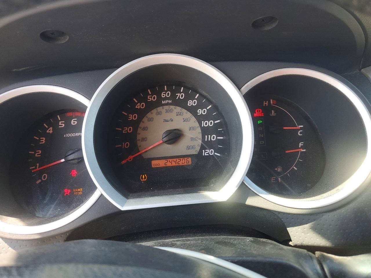 2008 Toyota Tacoma V6 Red vin: 3TMLU42N08M014636