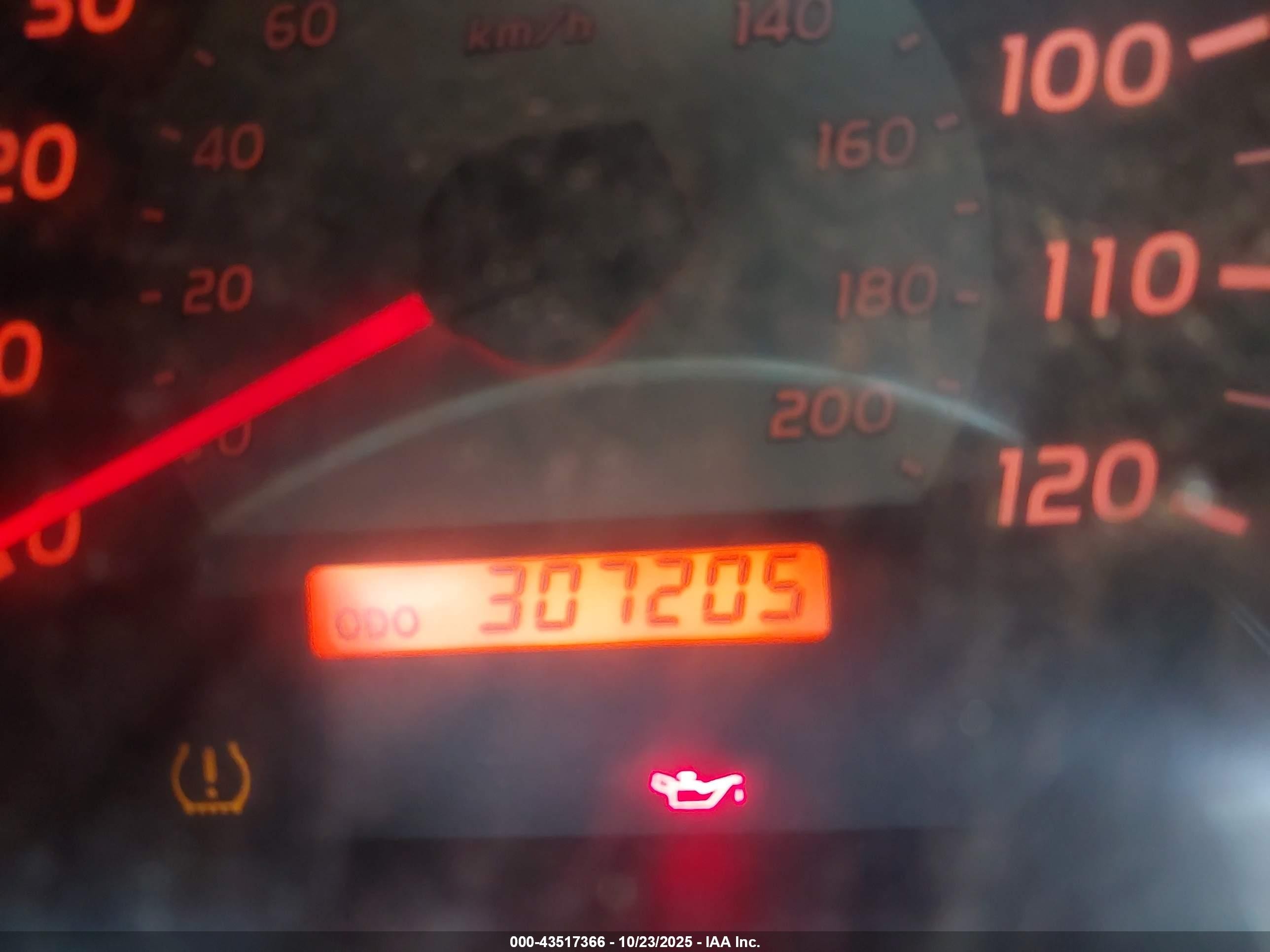 2008 Toyota Tacoma Base V6 Silver vin: 3TMLU42N08M018749