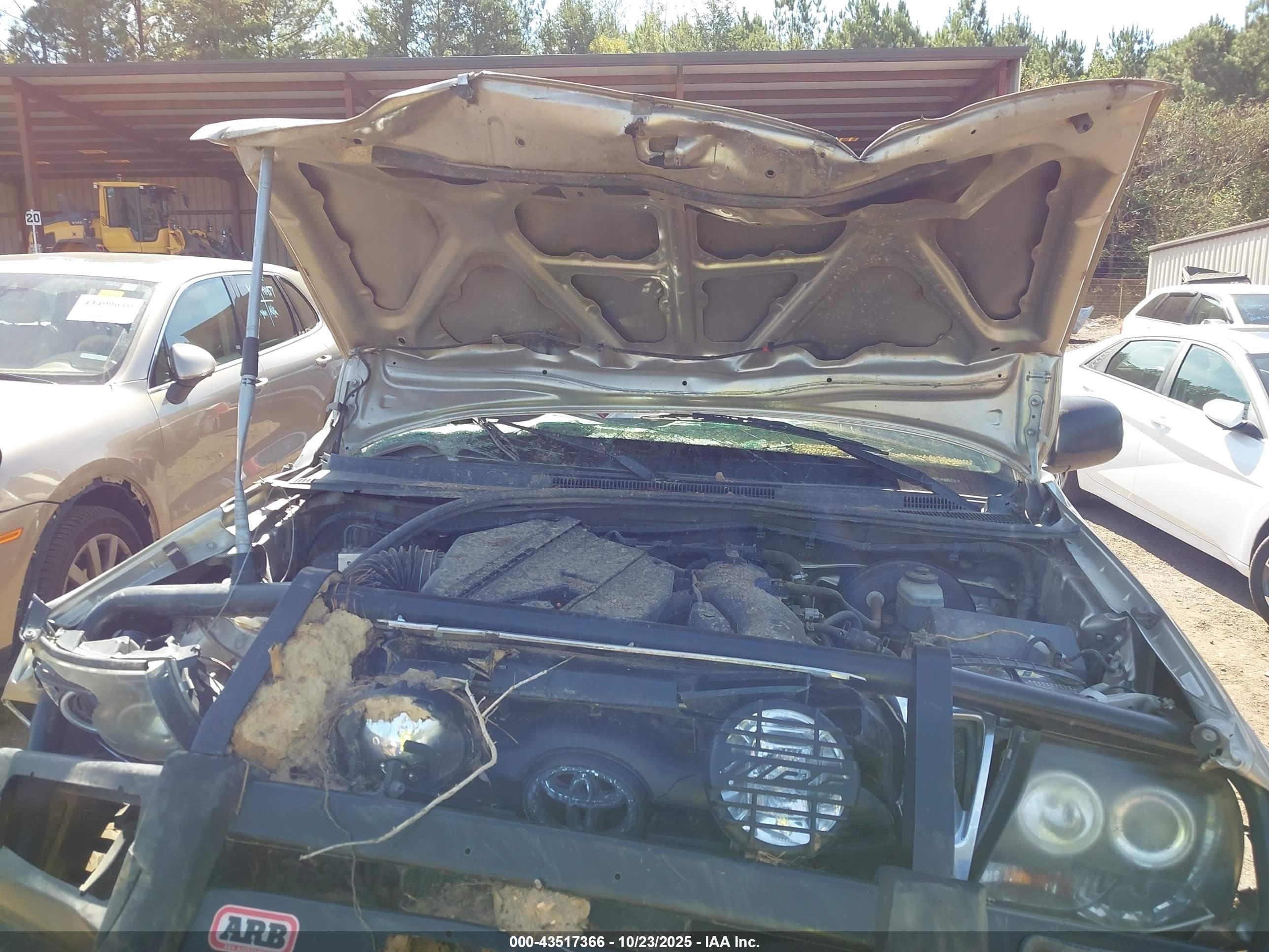 2008 Toyota Tacoma Base V6 Silver vin: 3TMLU42N08M018749