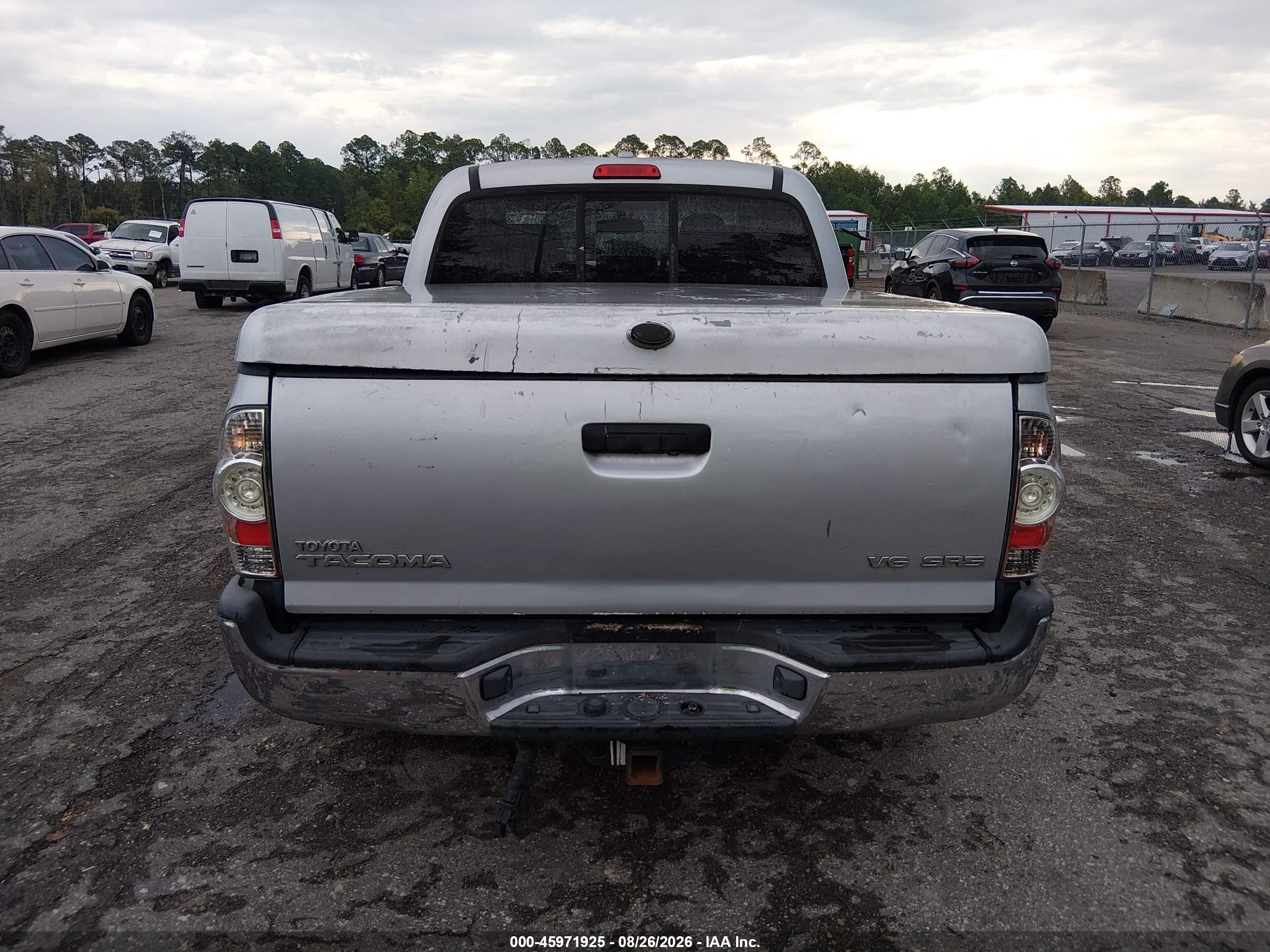 2009 Toyota Tacoma Base V6 Серебряный vin: 3TMLU42N09M037965