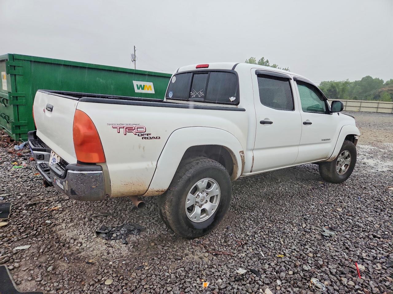 2007 Toyota Tacoma Double Cab White vin: 3TMLU42N17M012473