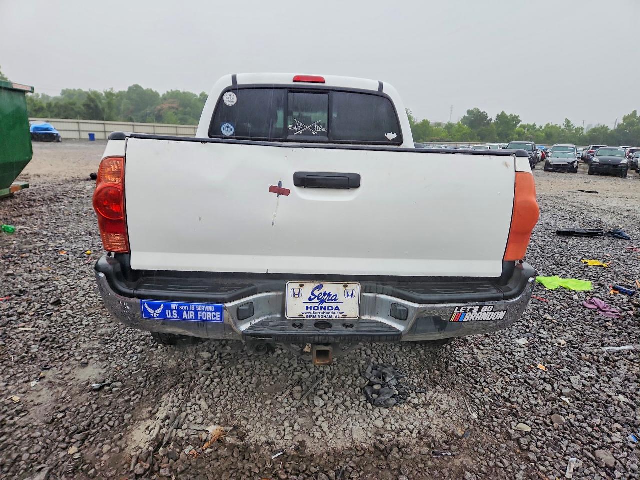 2007 Toyota Tacoma Double Cab White vin: 3TMLU42N17M012473