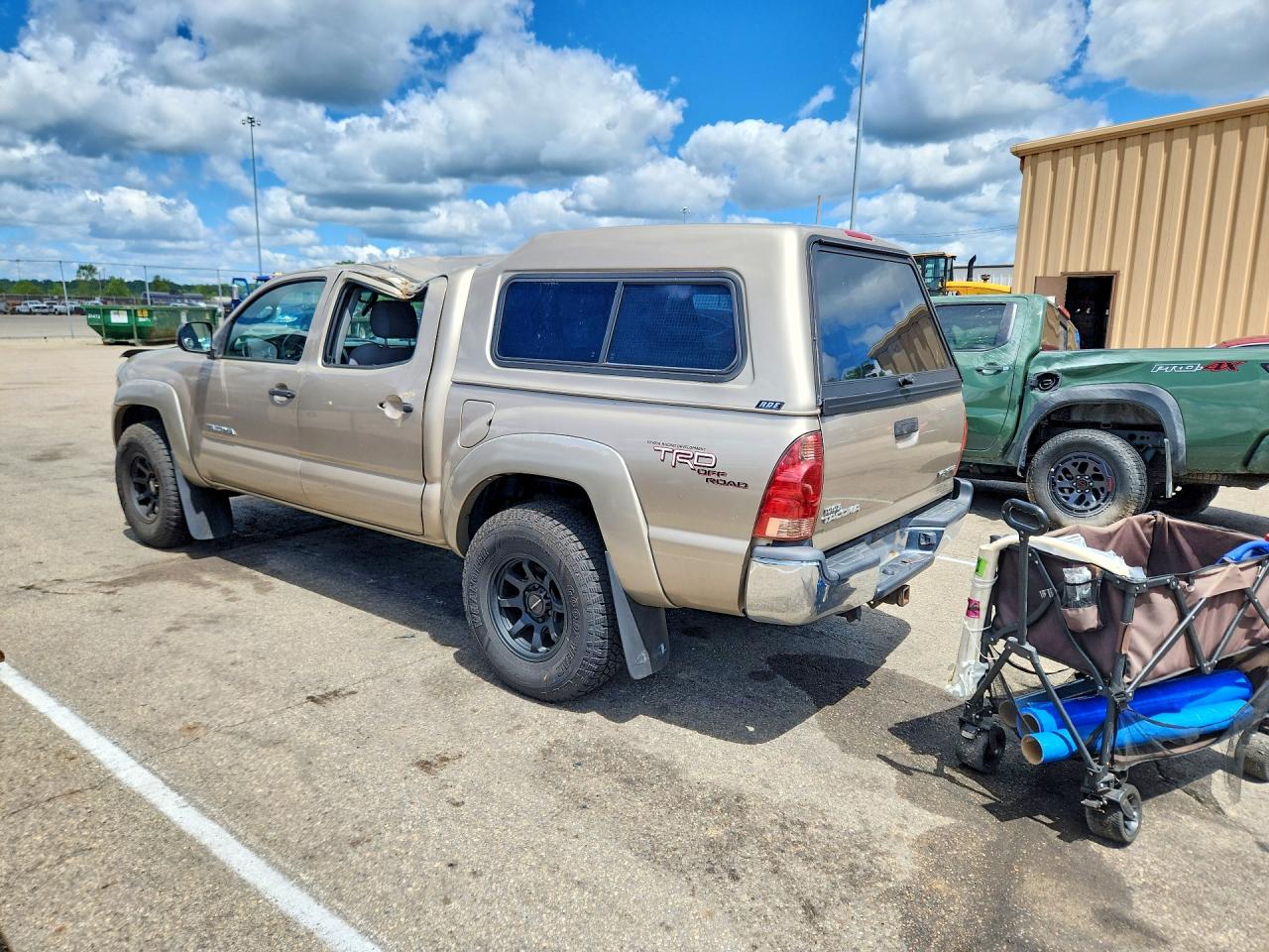 2008 Toyota Tacoma Double Cab Beige vin: 3TMLU42N18M017691