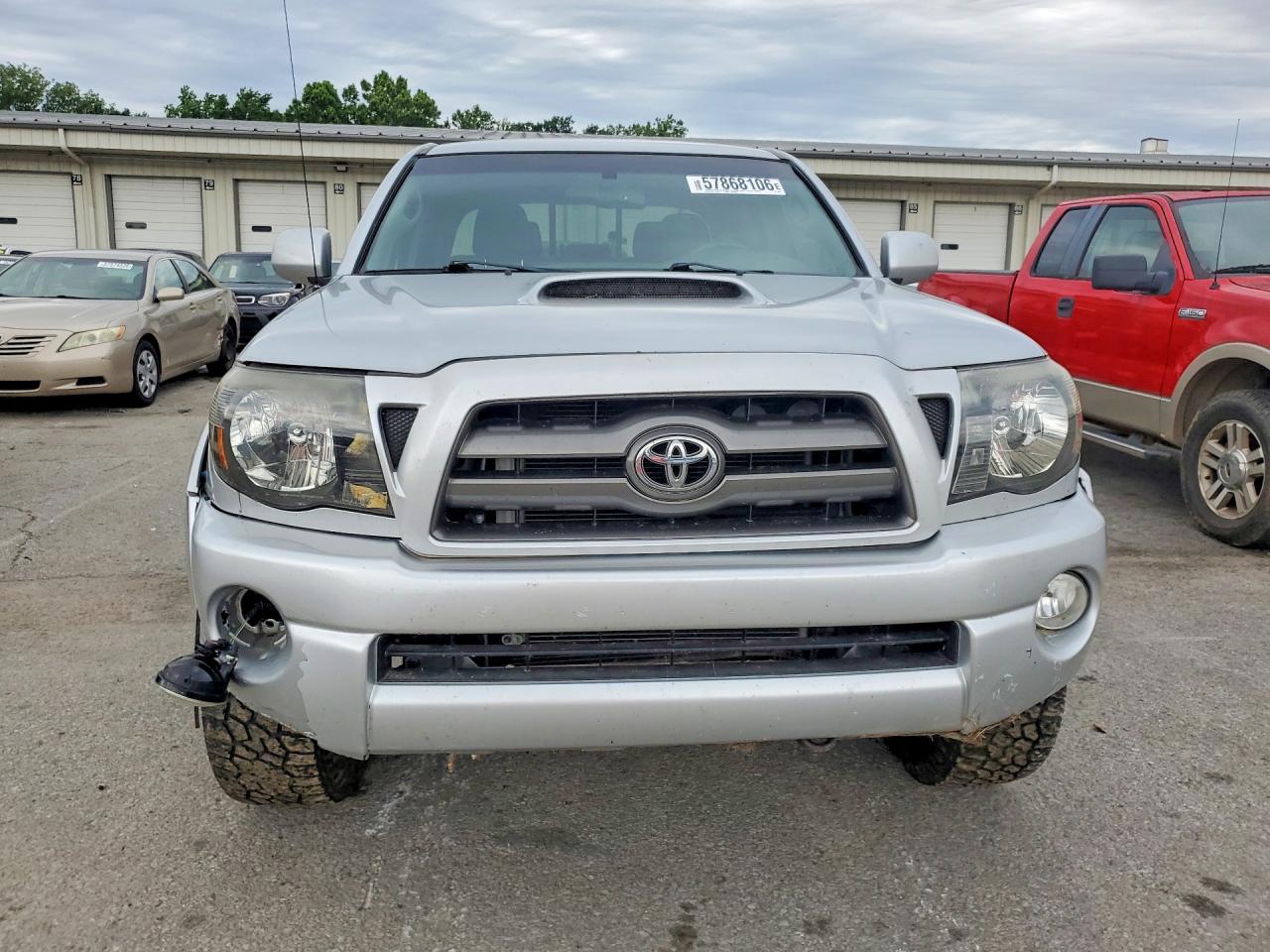 2009 Toyota Tacoma Double Cab Silver vin: 3TMLU42N19M029941