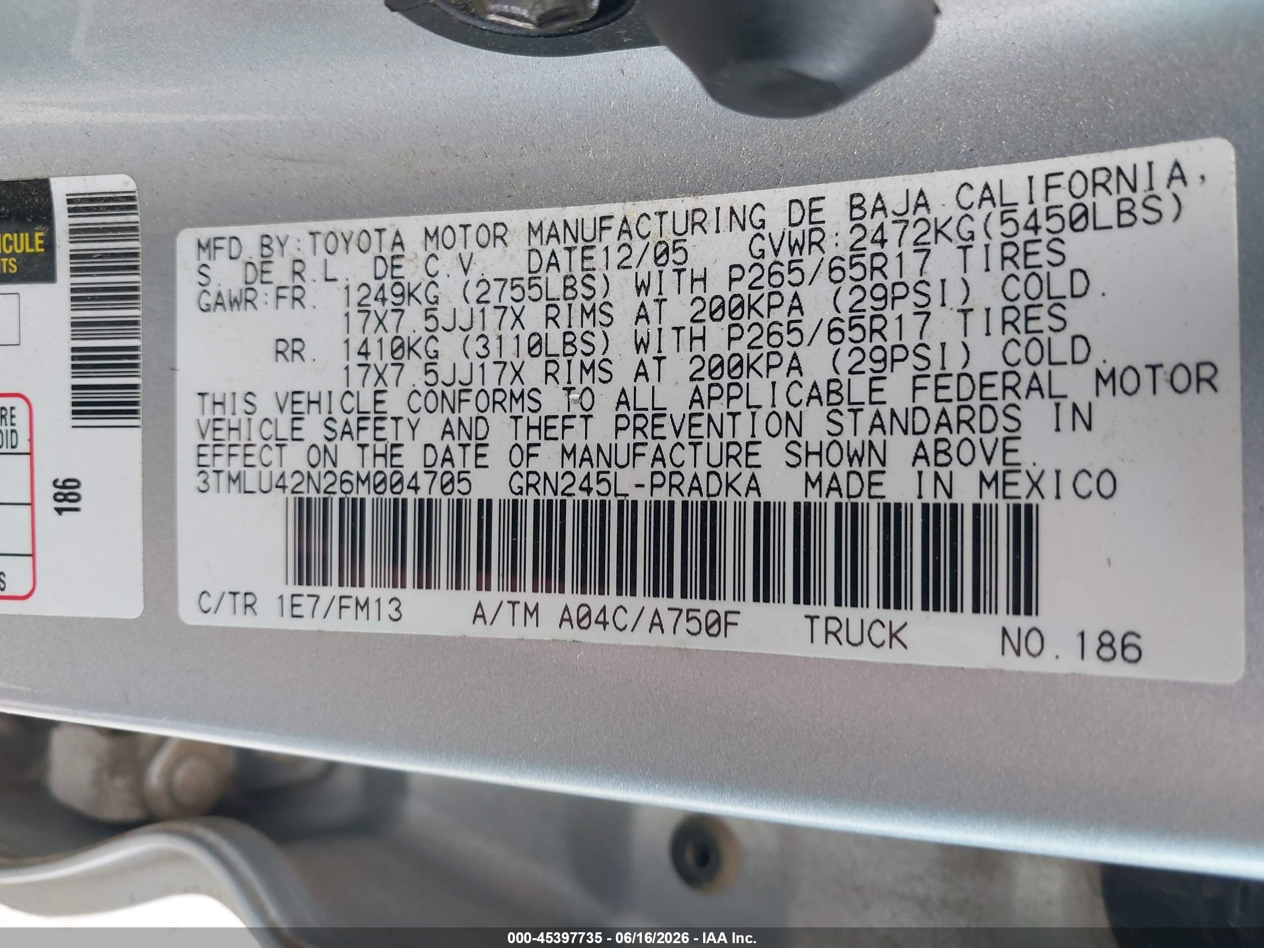 2006 Toyota Tacoma Base V6 Silver vin: 3TMLU42N26M004705