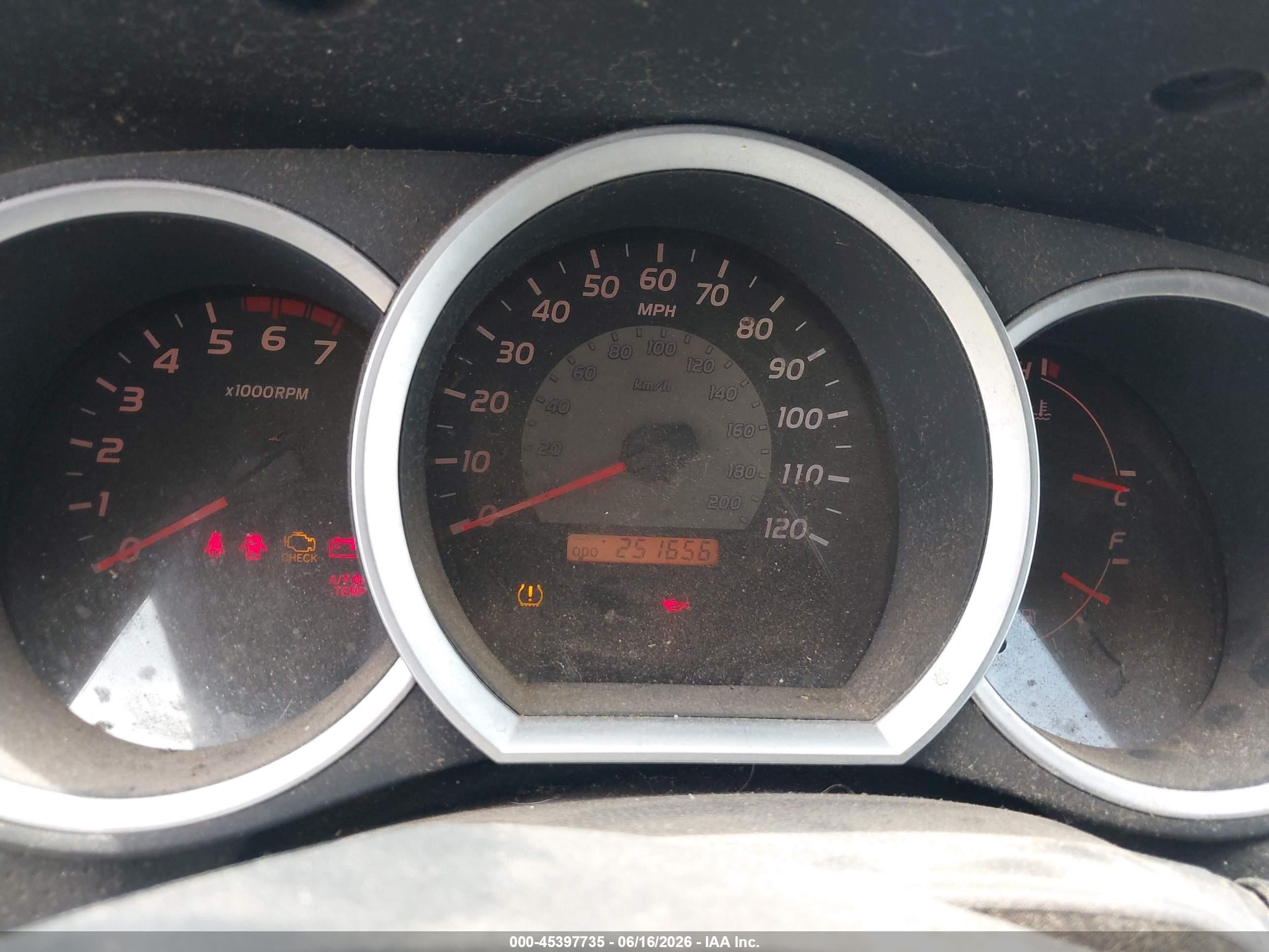 2006 Toyota Tacoma Base V6 Silver vin: 3TMLU42N26M004705