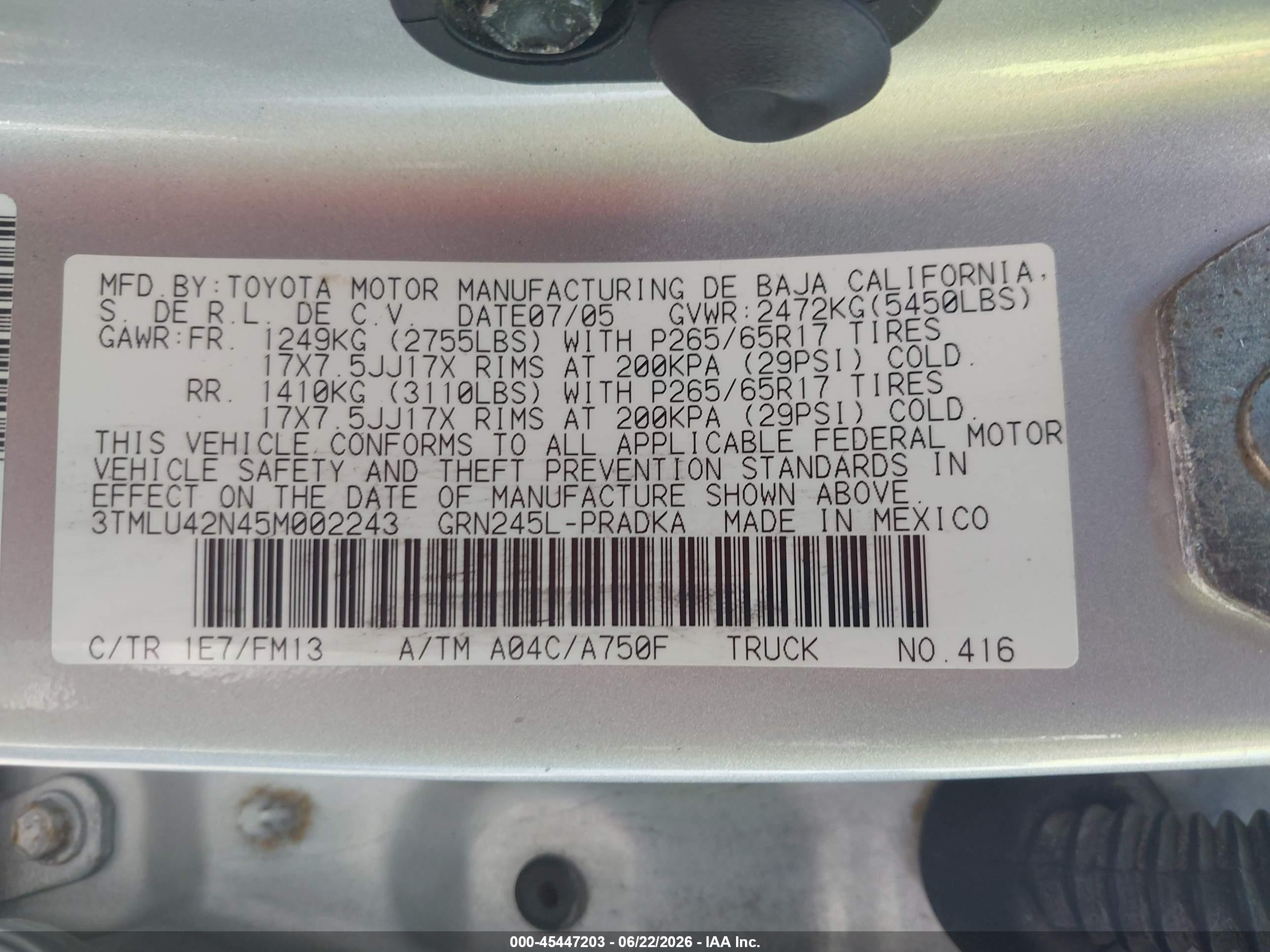 2005 Toyota Tacoma Base V6 Silver vin: 3TMLU42N45M002243