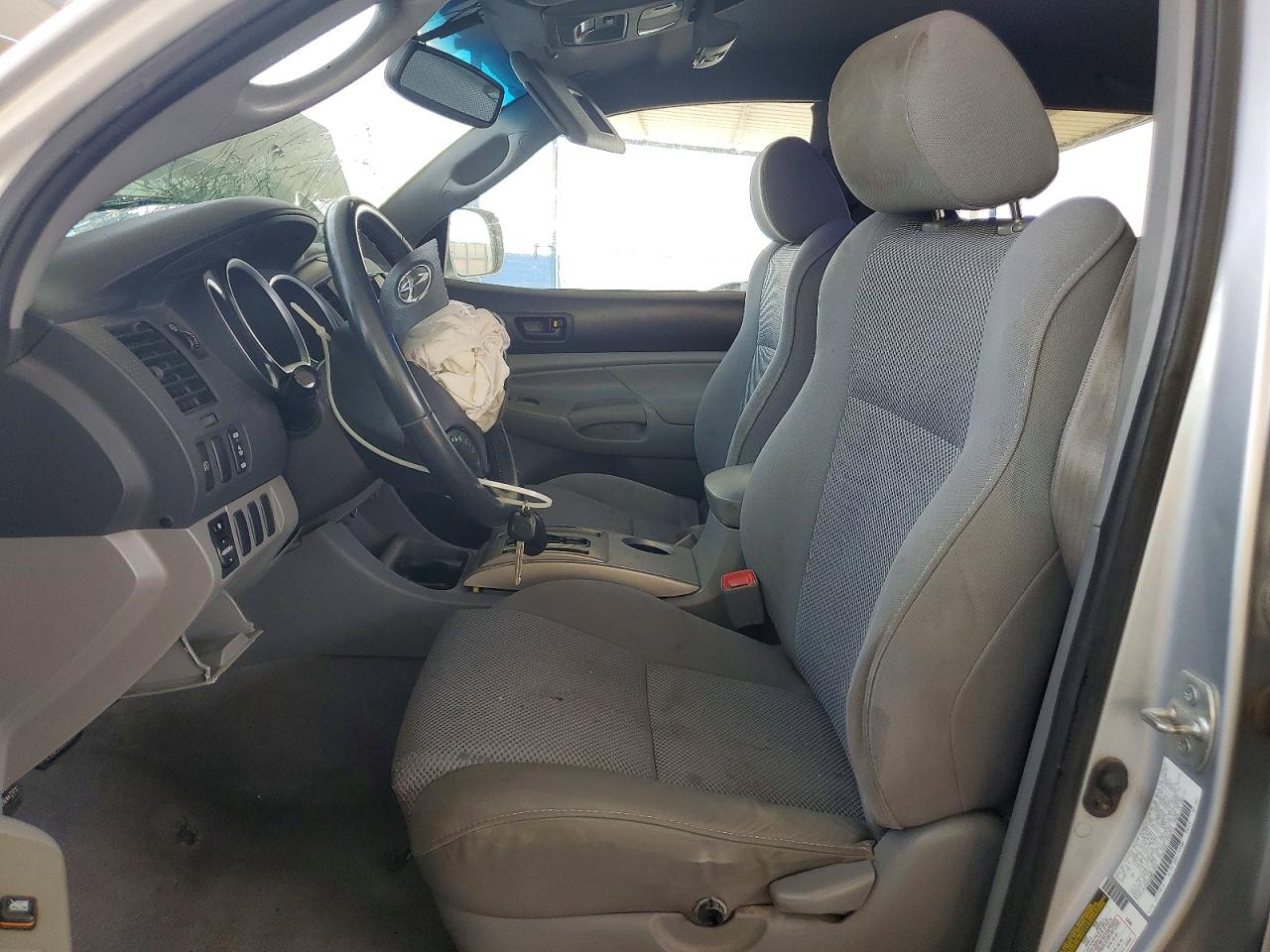 2006 Toyota Tacoma V6 Silver vin: 3TMLU42N46M007959