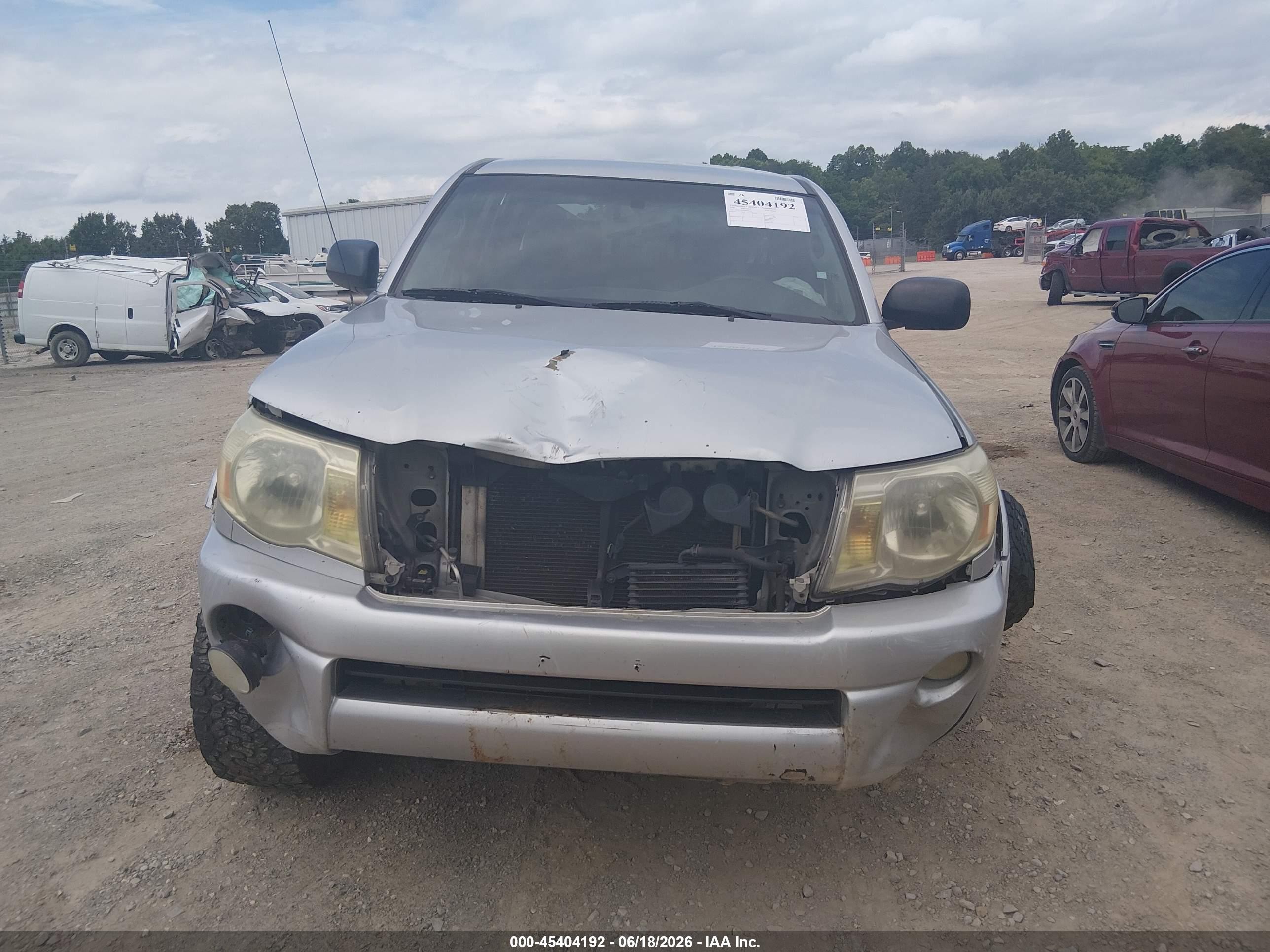 2008 Toyota Tacoma Base V6 Silver vin: 3TMLU42N48M016762