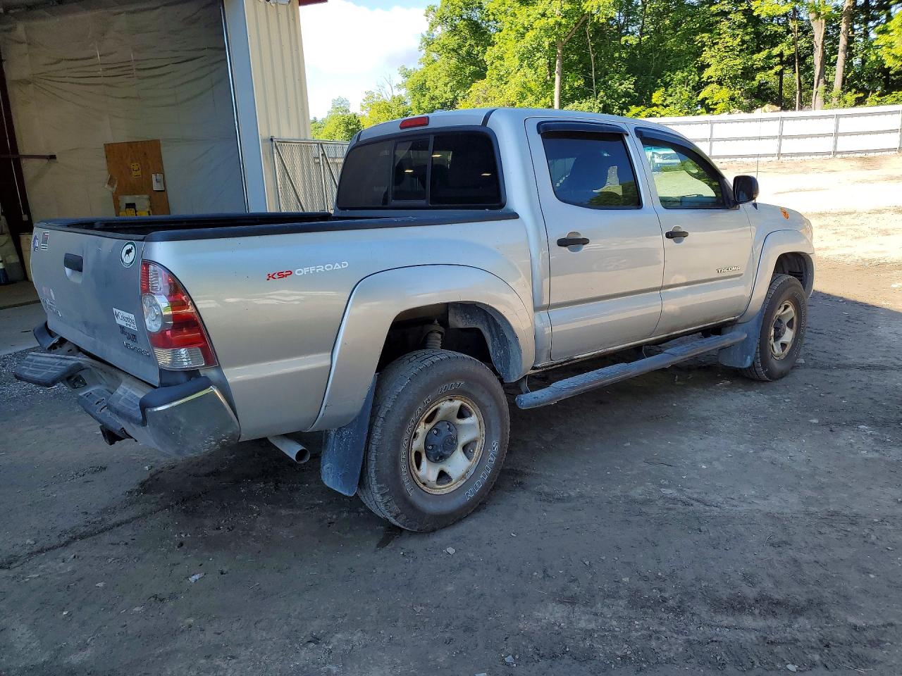 2009 Toyota Tacoma Double Cab Silver vin: 3TMLU42N59M031174