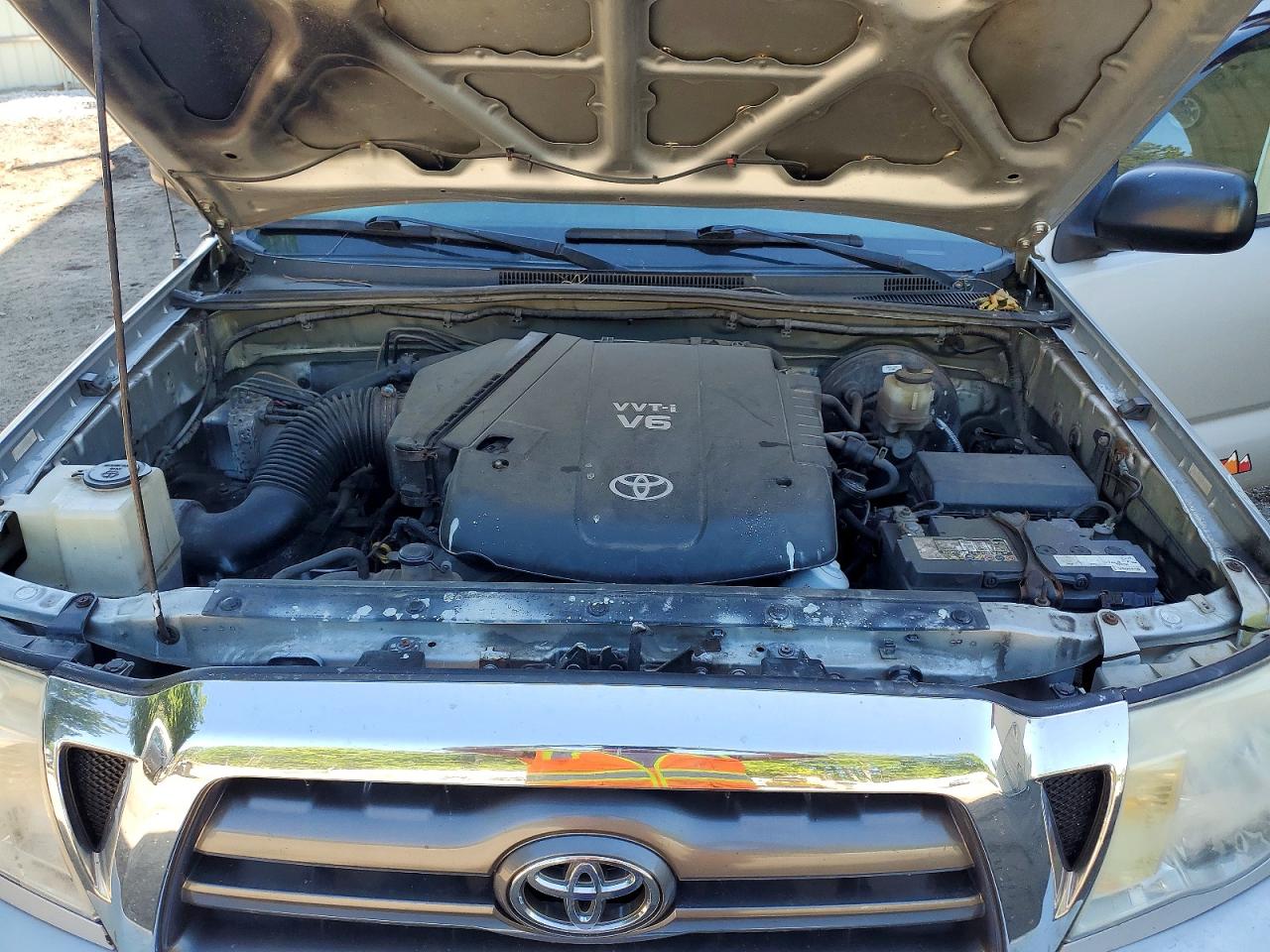 2009 Toyota Tacoma Double Cab Silver vin: 3TMLU42N59M031174