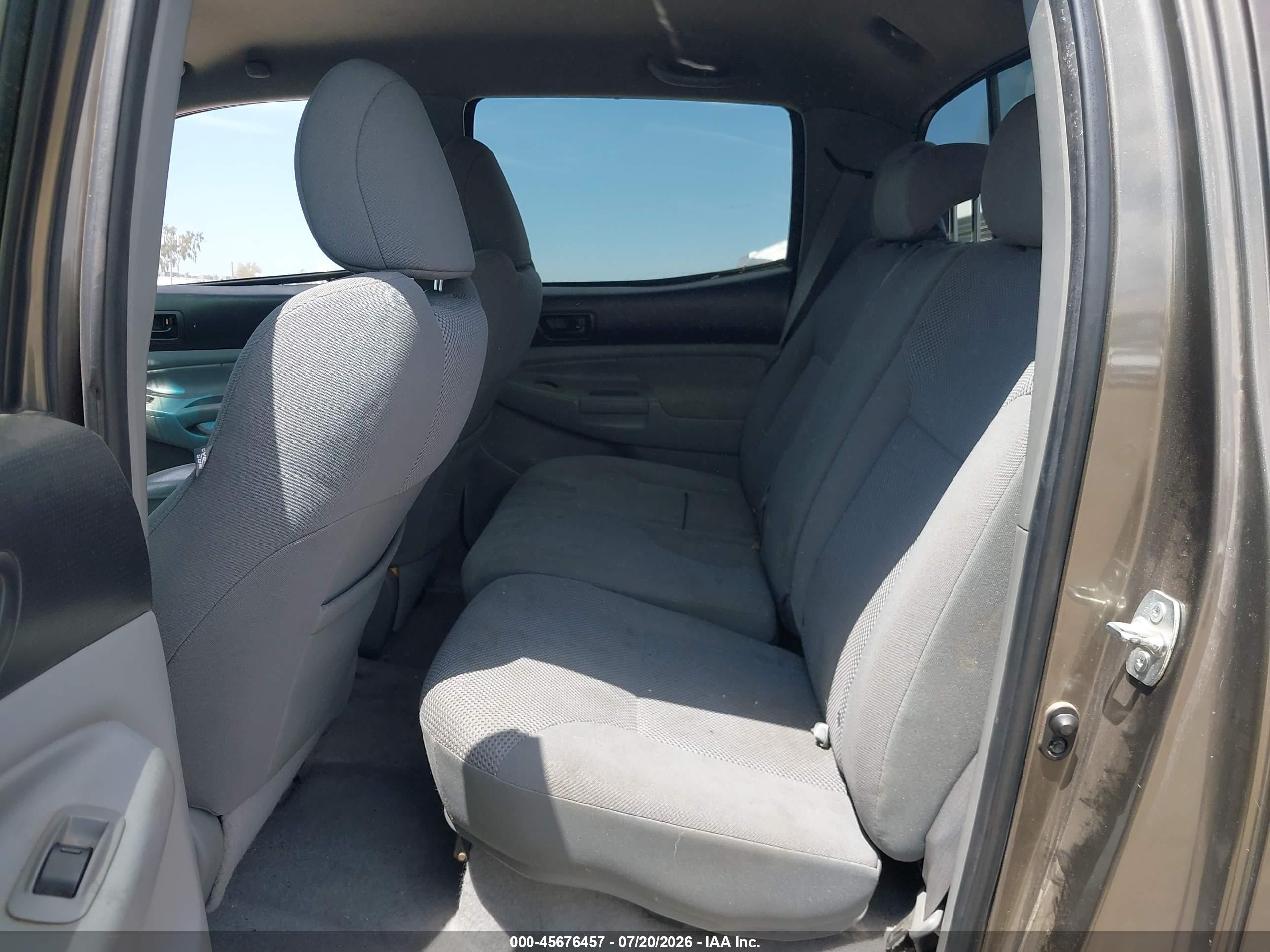 2009 Toyota Tacoma Base V6 Beige vin: 3TMLU42N69M036674