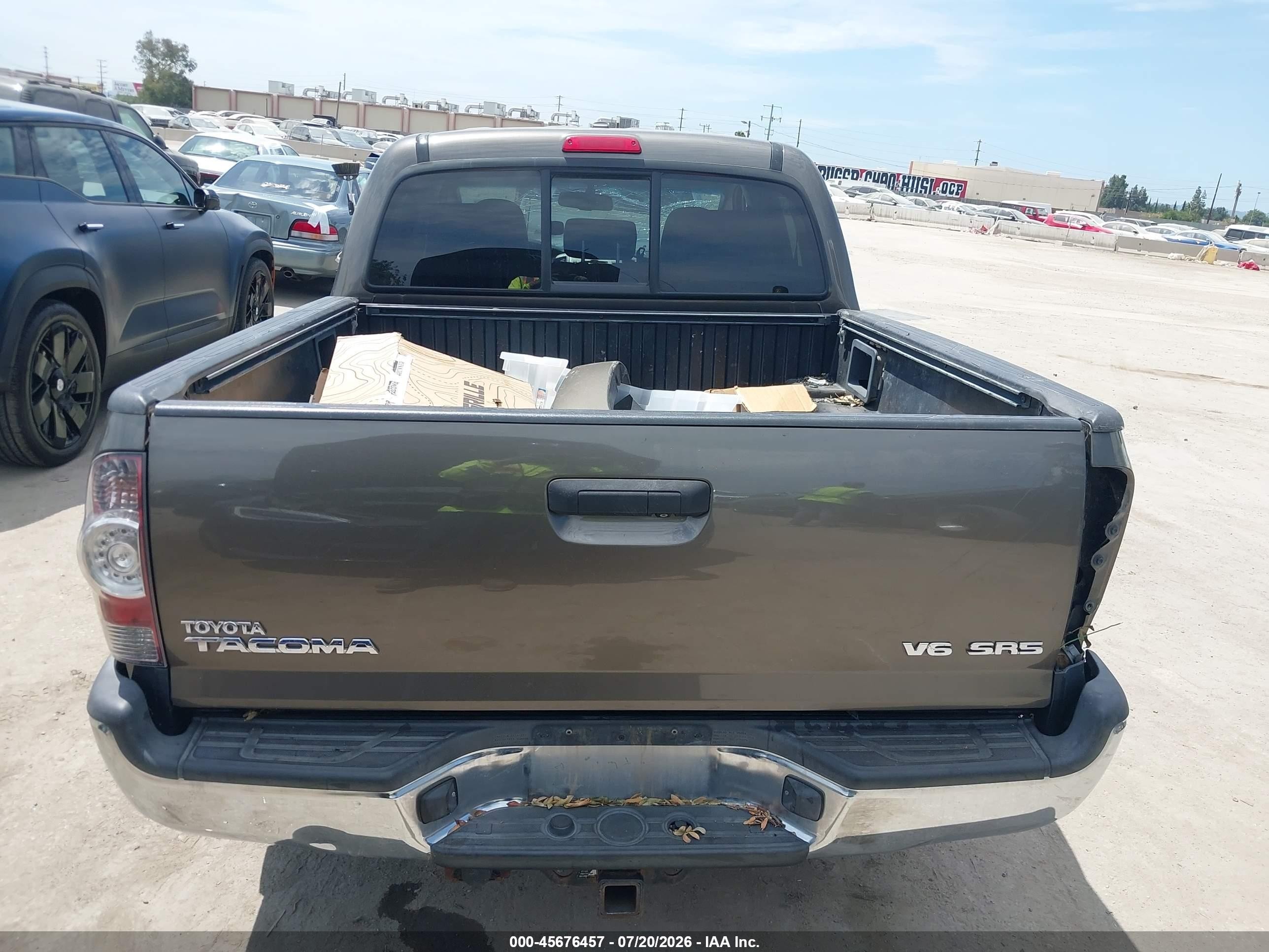 2009 Toyota Tacoma Base V6 Beige vin: 3TMLU42N69M036674