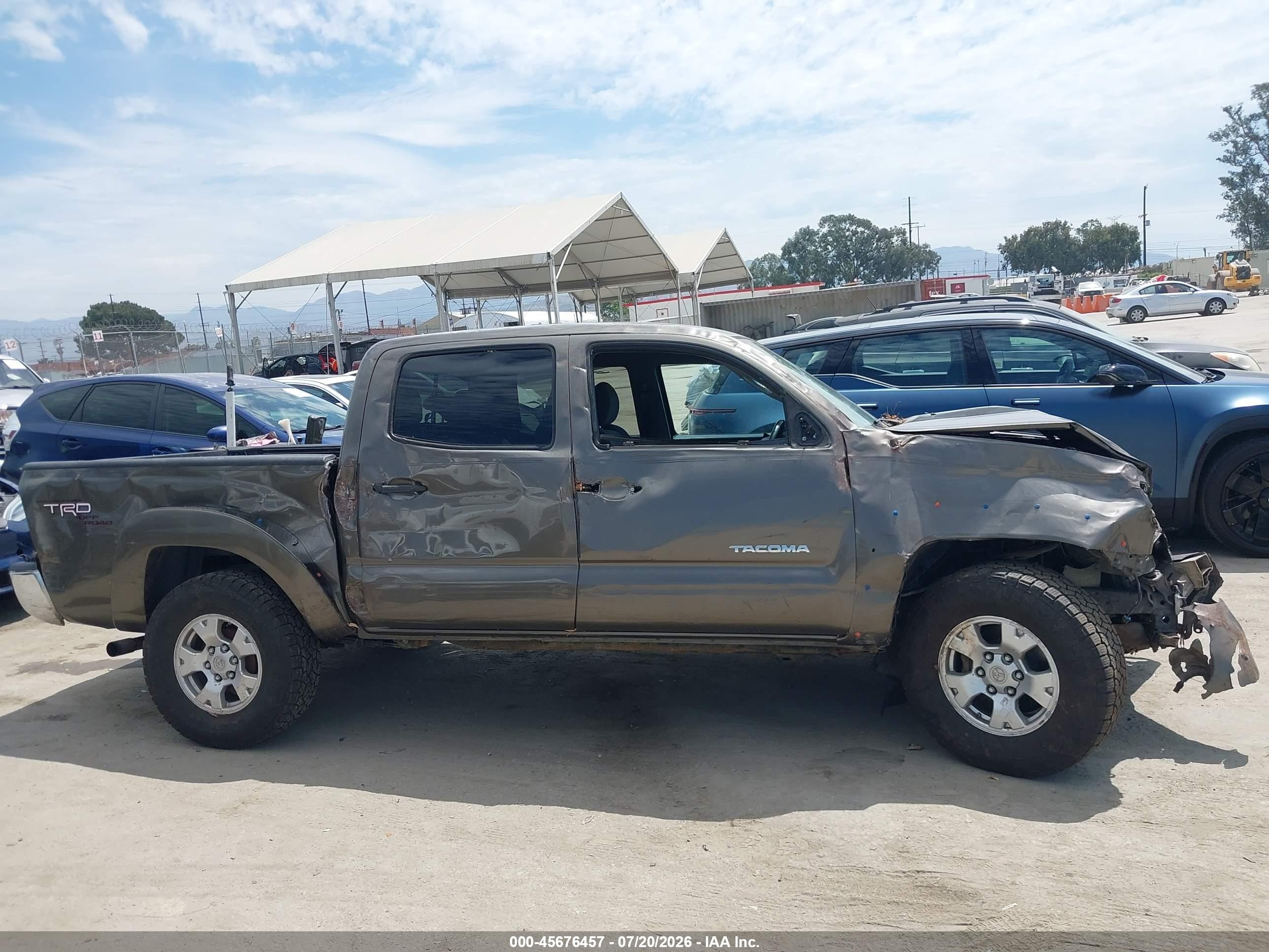 2009 Toyota Tacoma Base V6 Beige vin: 3TMLU42N69M036674