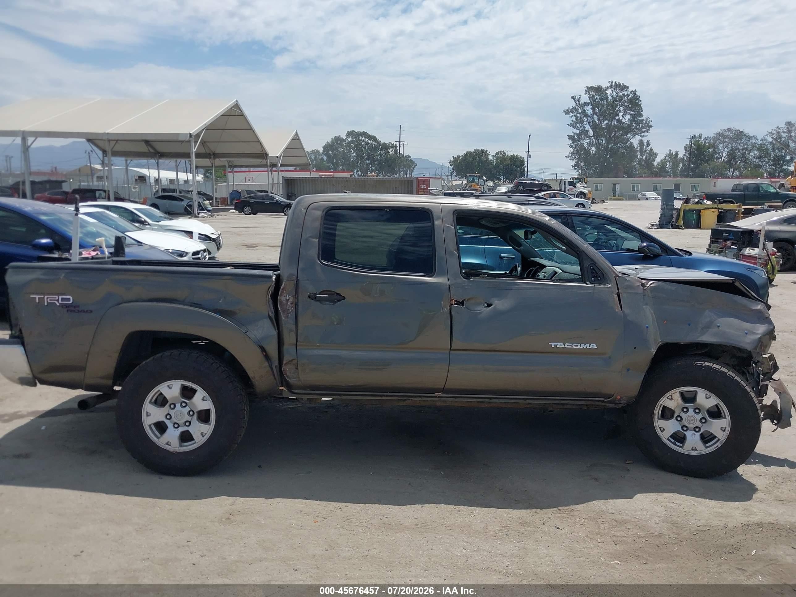 2009 Toyota Tacoma Base V6 Beige vin: 3TMLU42N69M036674