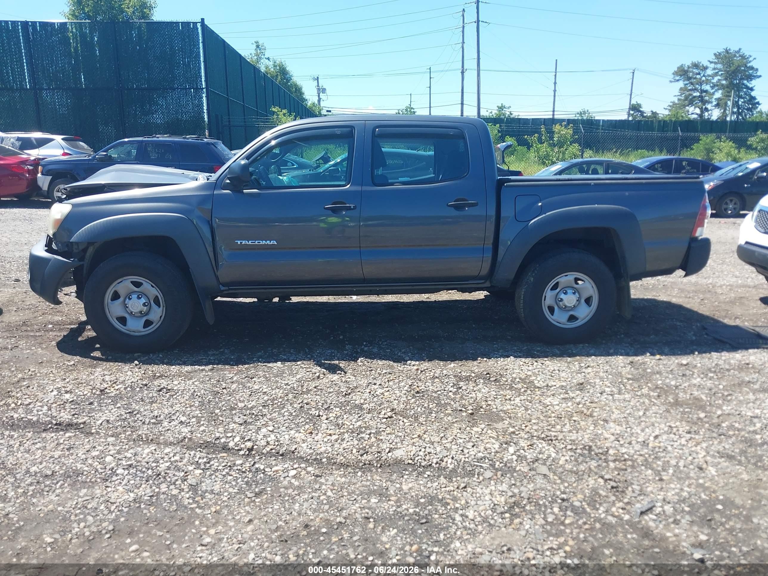 2009 Toyota Tacoma Base V6 Gray vin: 3TMLU42N79M028373