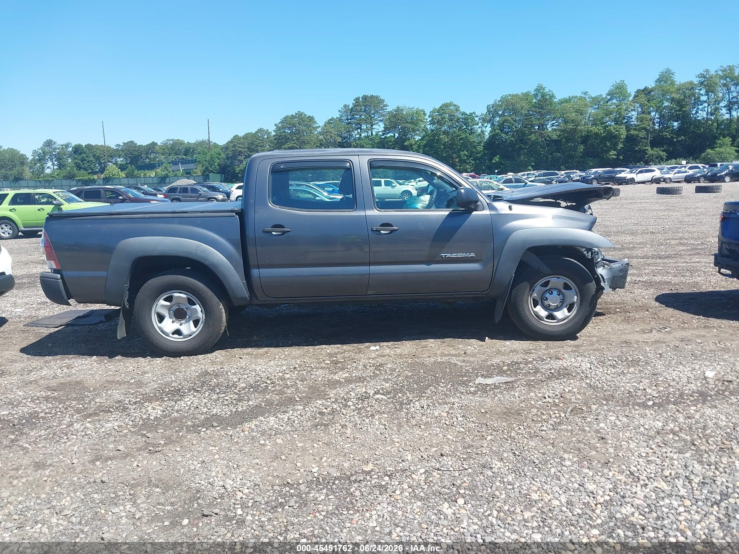 2009 Toyota Tacoma Base V6 Gray vin: 3TMLU42N79M028373