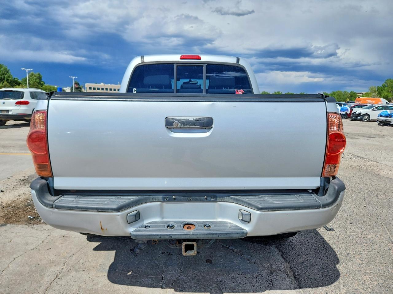 2008 Toyota Tacoma Double Cab Silver vin: 3TMLU42N88M018062