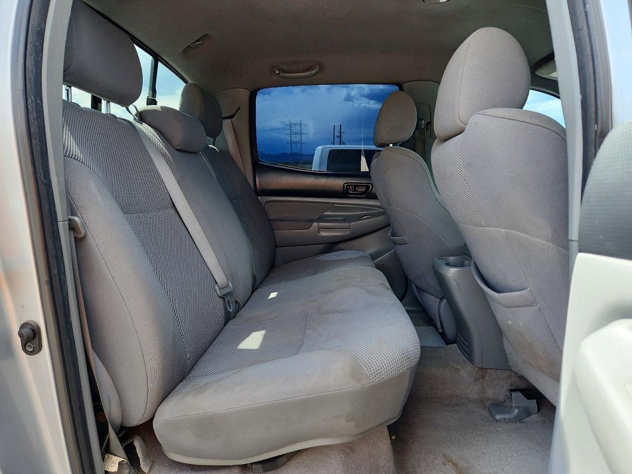 2008 Toyota Tacoma Double Cab Silver vin: 3TMLU42N88M018062