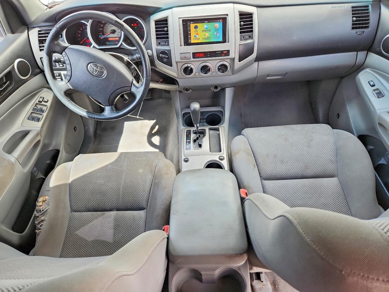 2008 Toyota Tacoma Double Cab Silver vin: 3TMLU42N88M018062