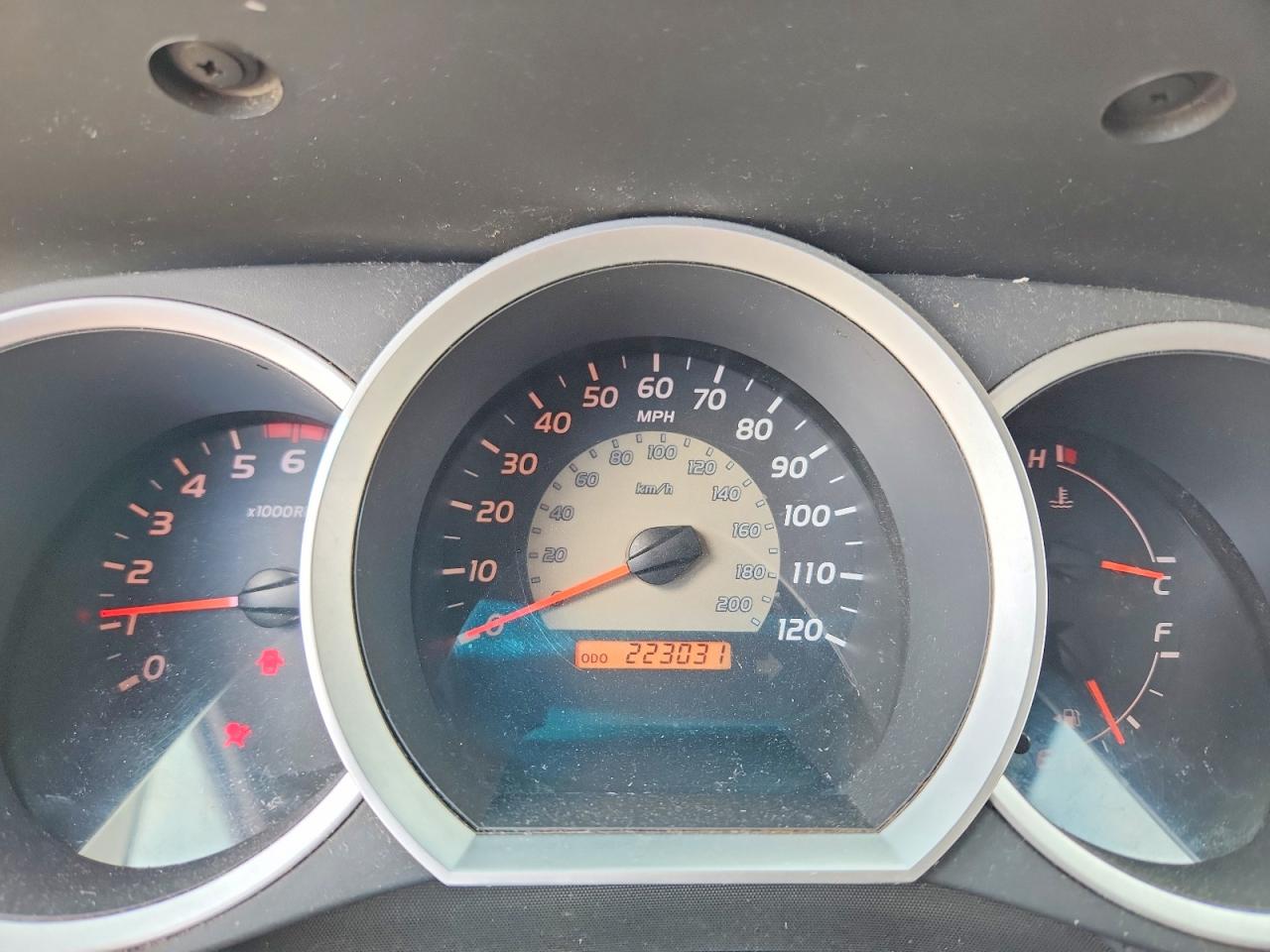 2008 Toyota Tacoma Double Cab Silver vin: 3TMLU42N88M018062
