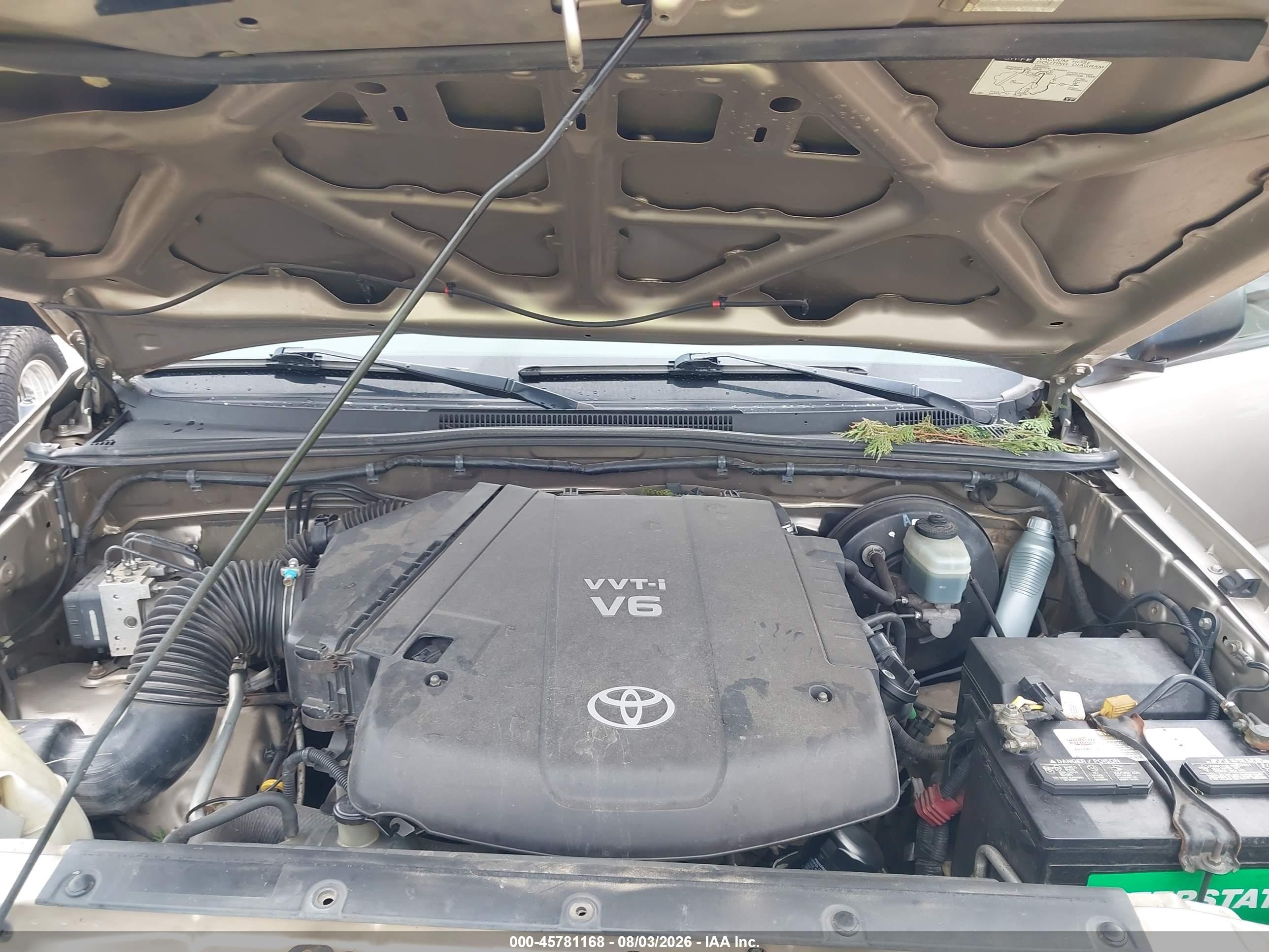 2005 Toyota Tacoma Base V6 Золотой vin: 3TMLU42N95M002786